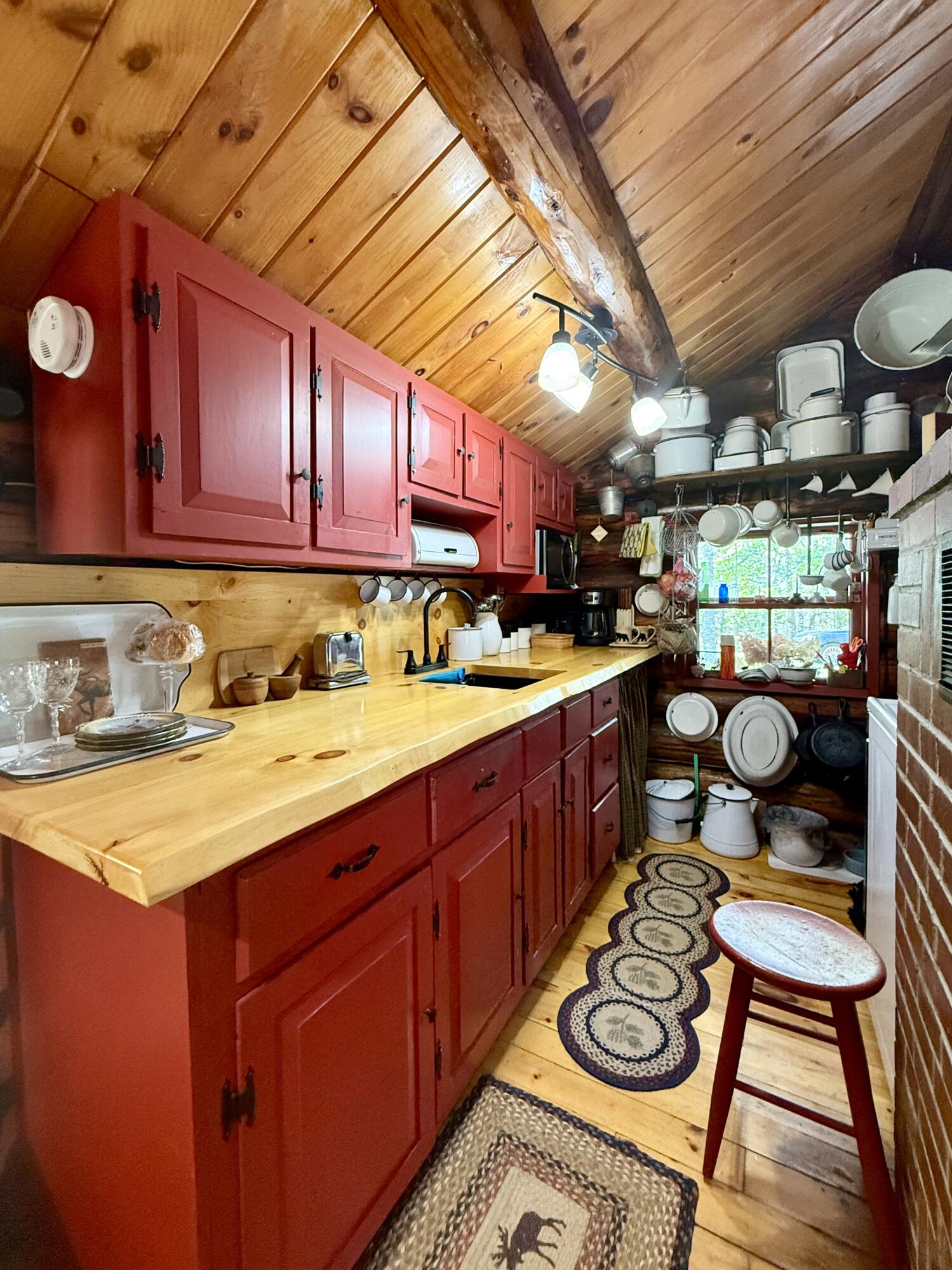 22 Old Mill Road
