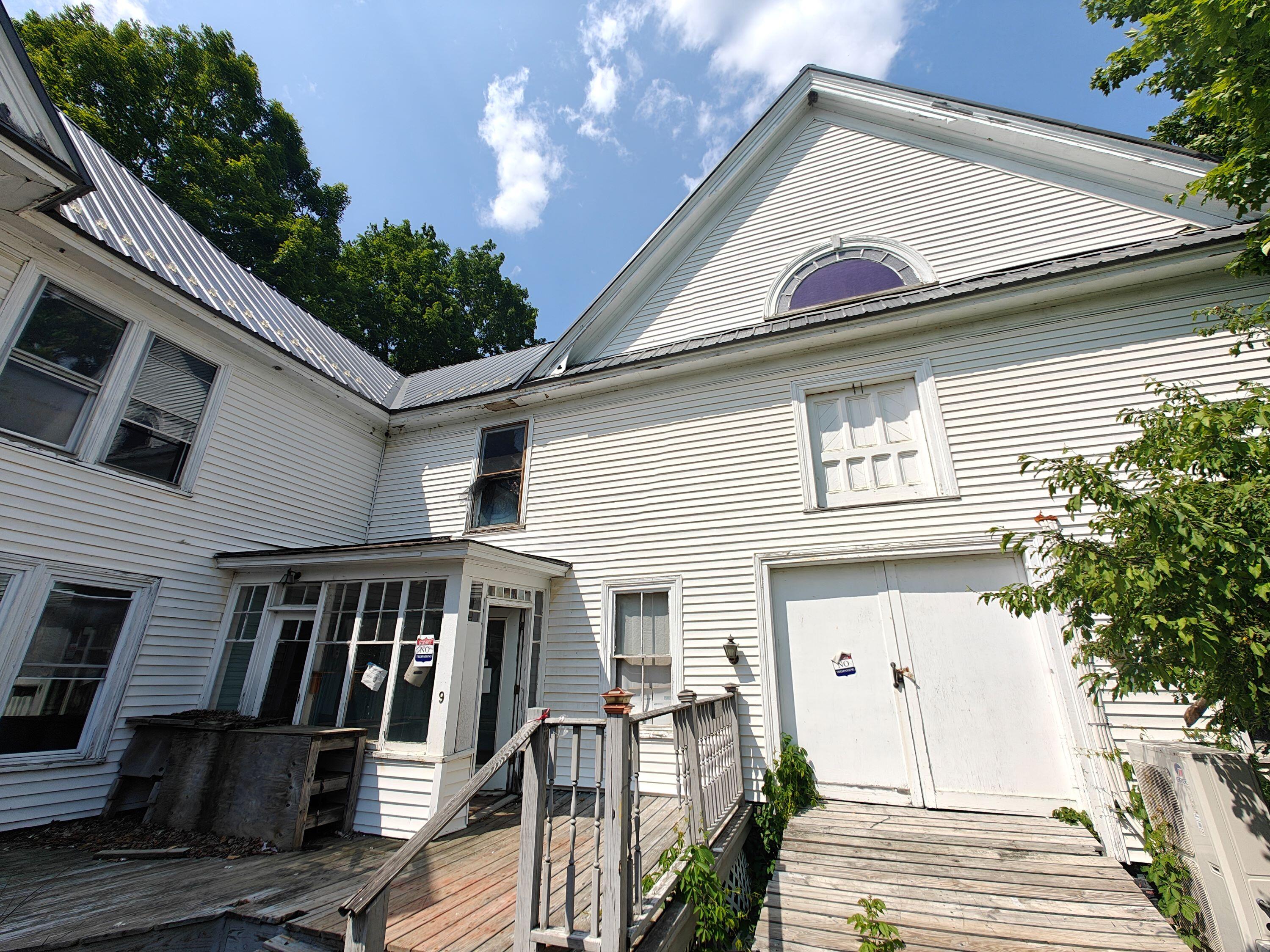 9 St Albans Road