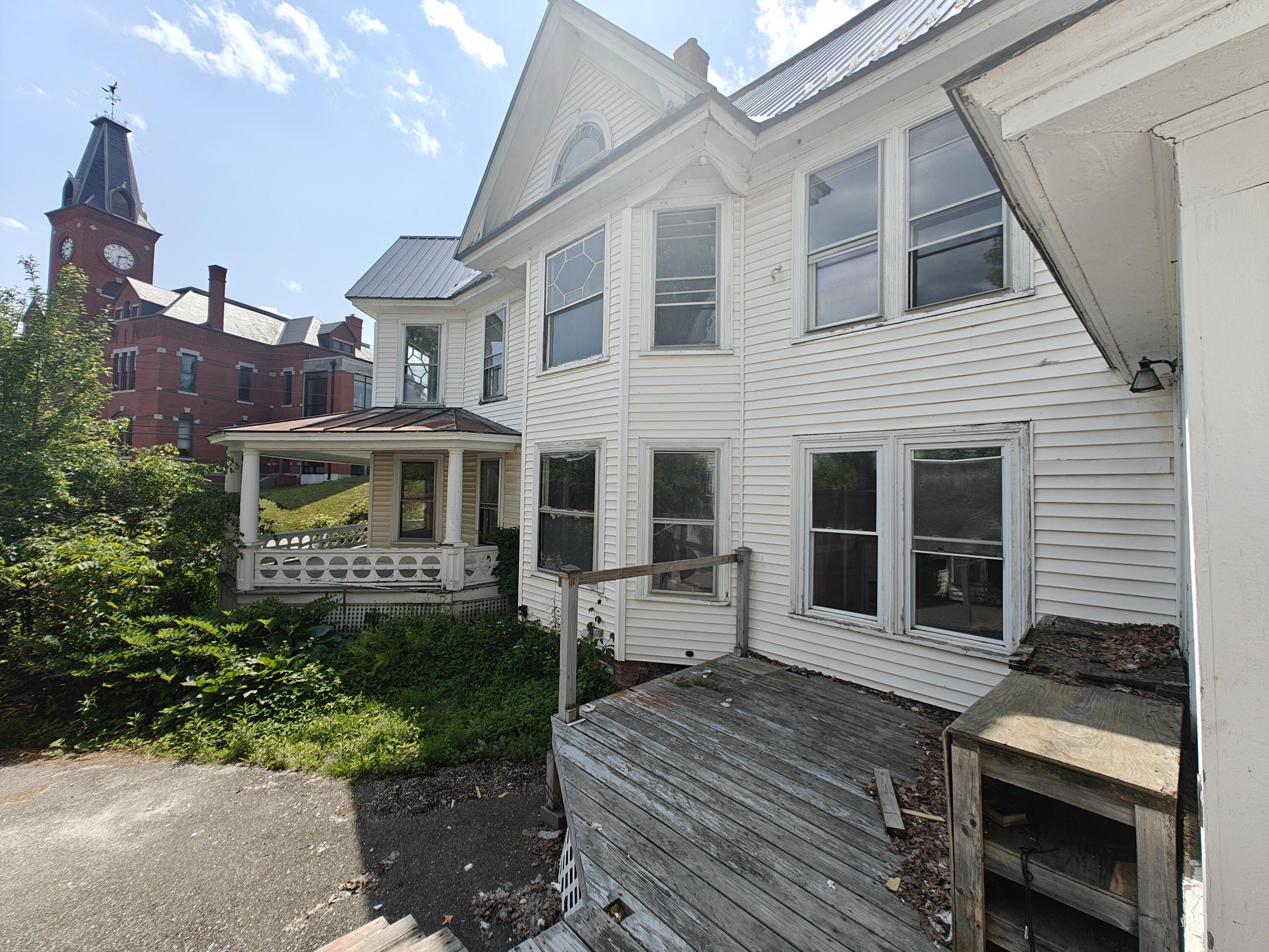 9 St Albans Road