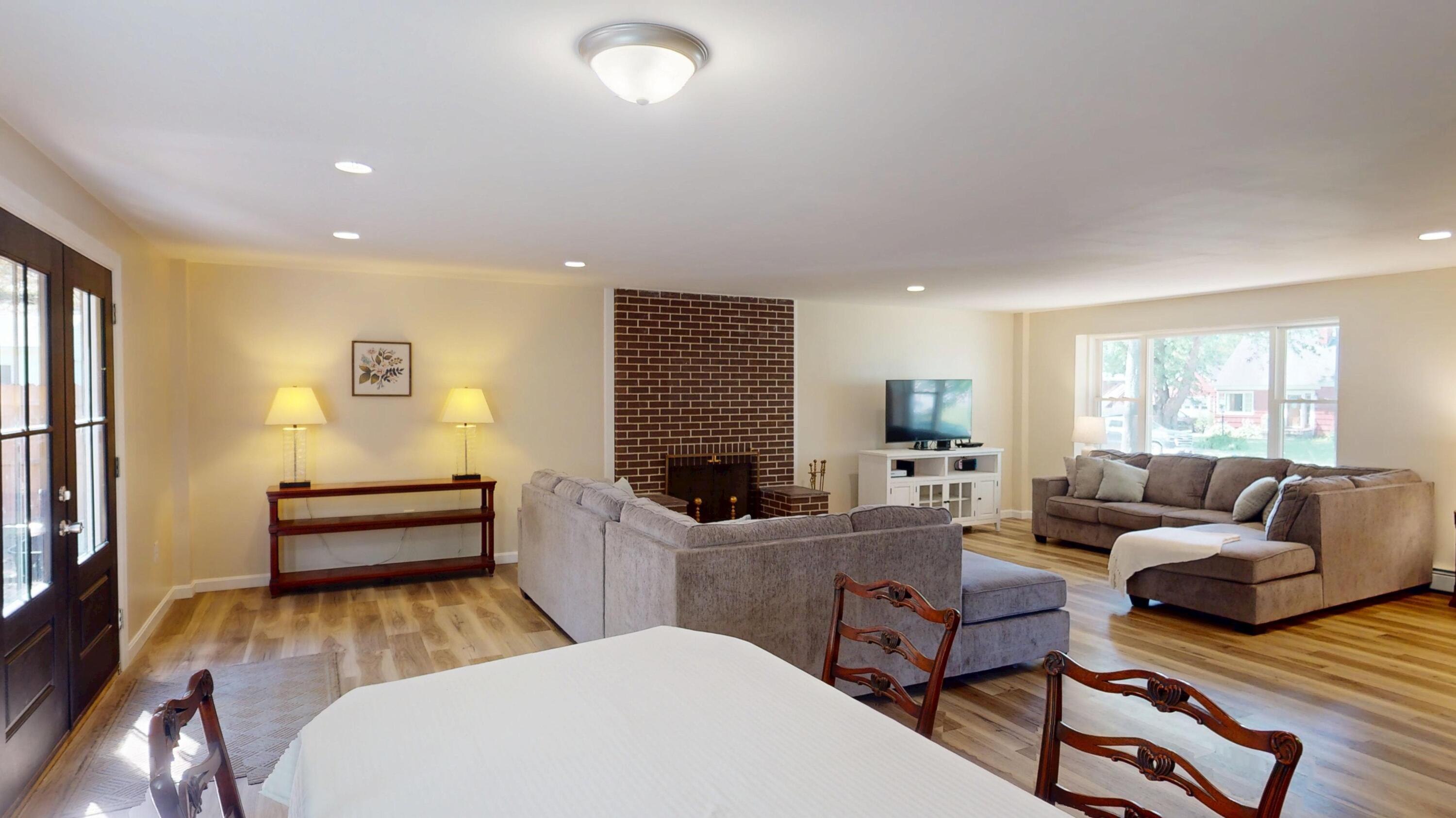 250 Washington Street