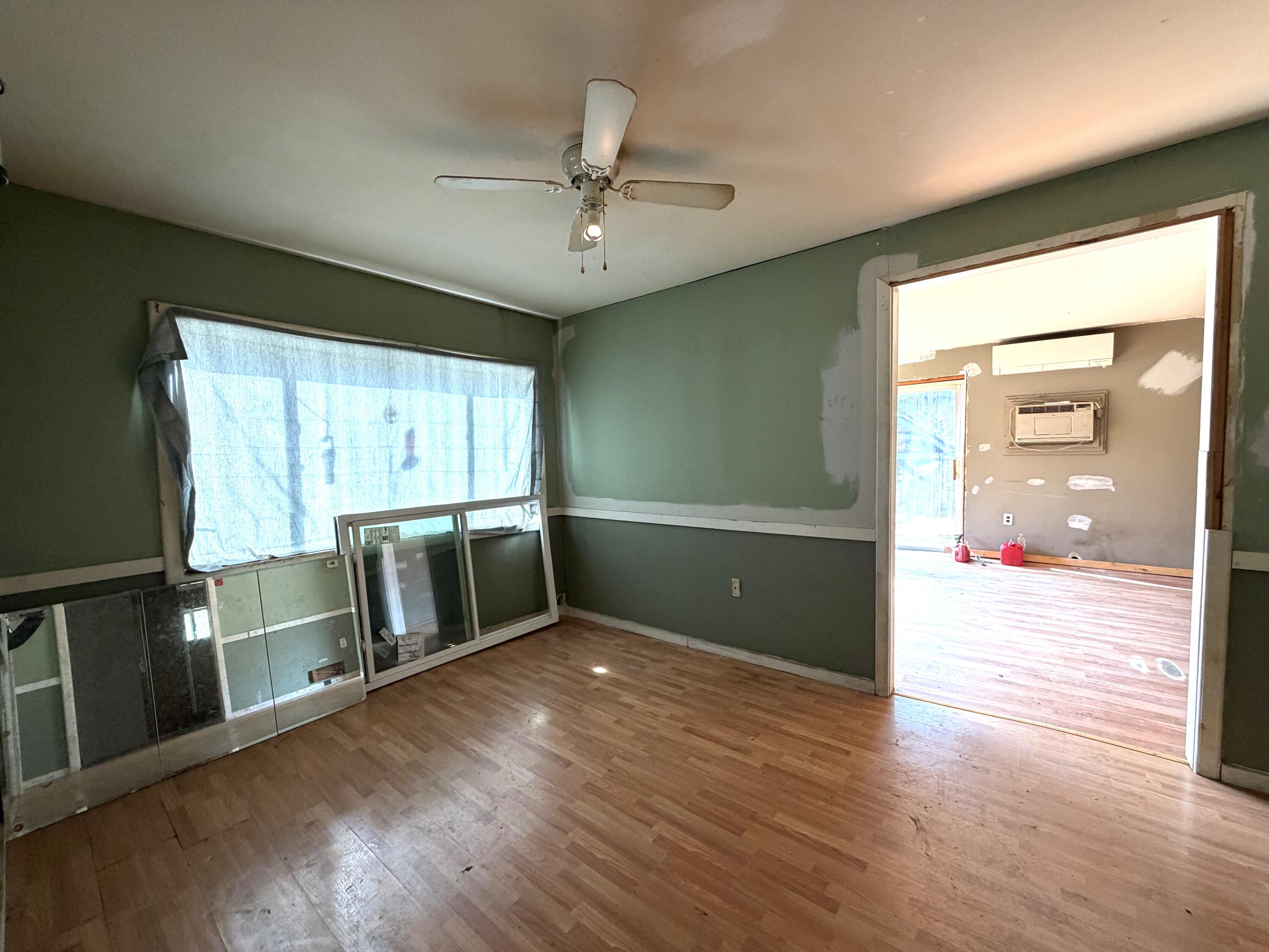 296 Valley Avenue Road