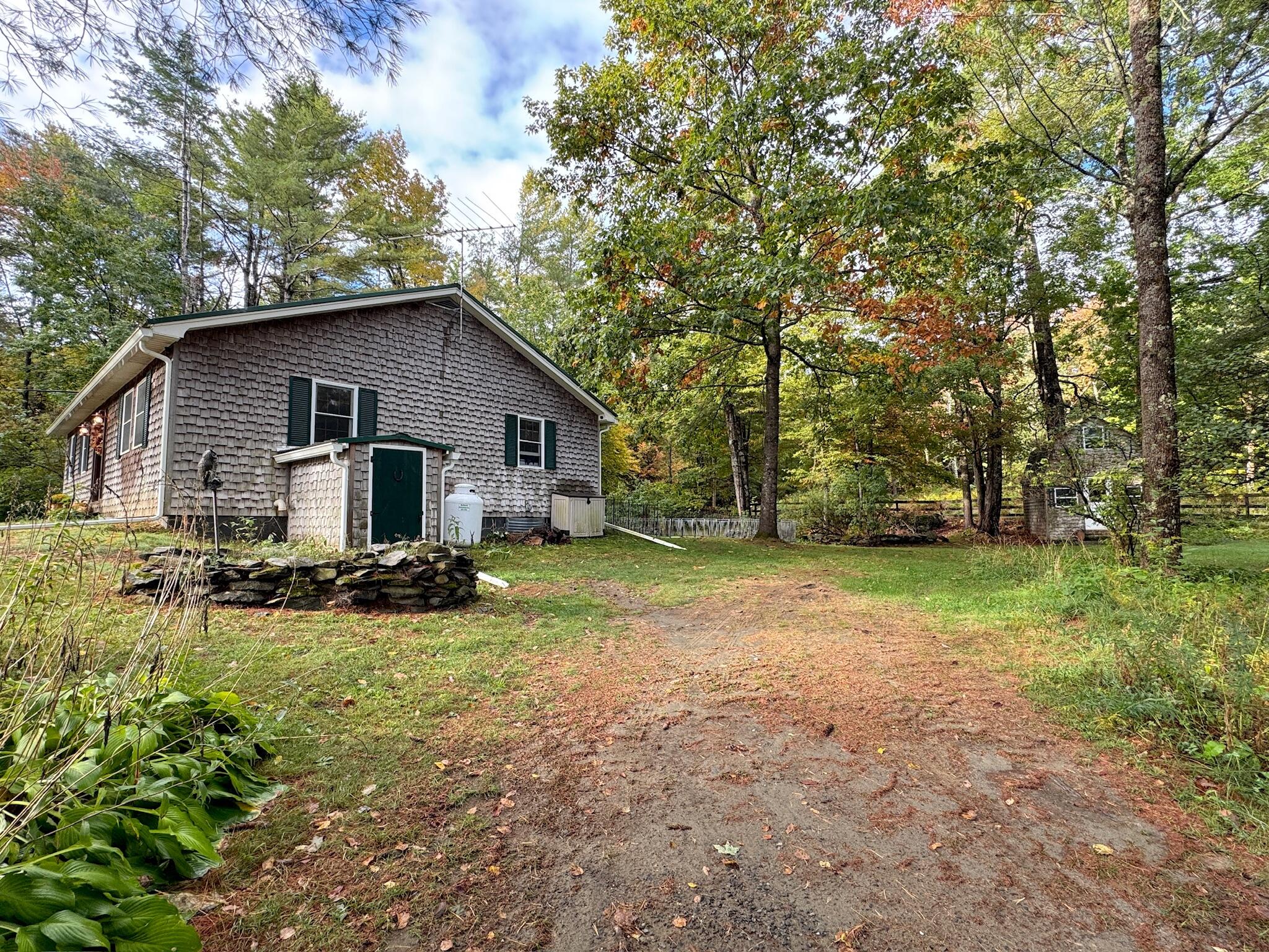 104 N Stagecoach Road