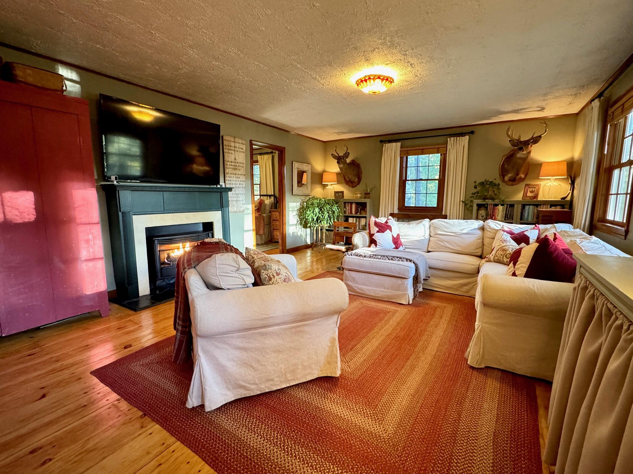 104 N Stagecoach Road