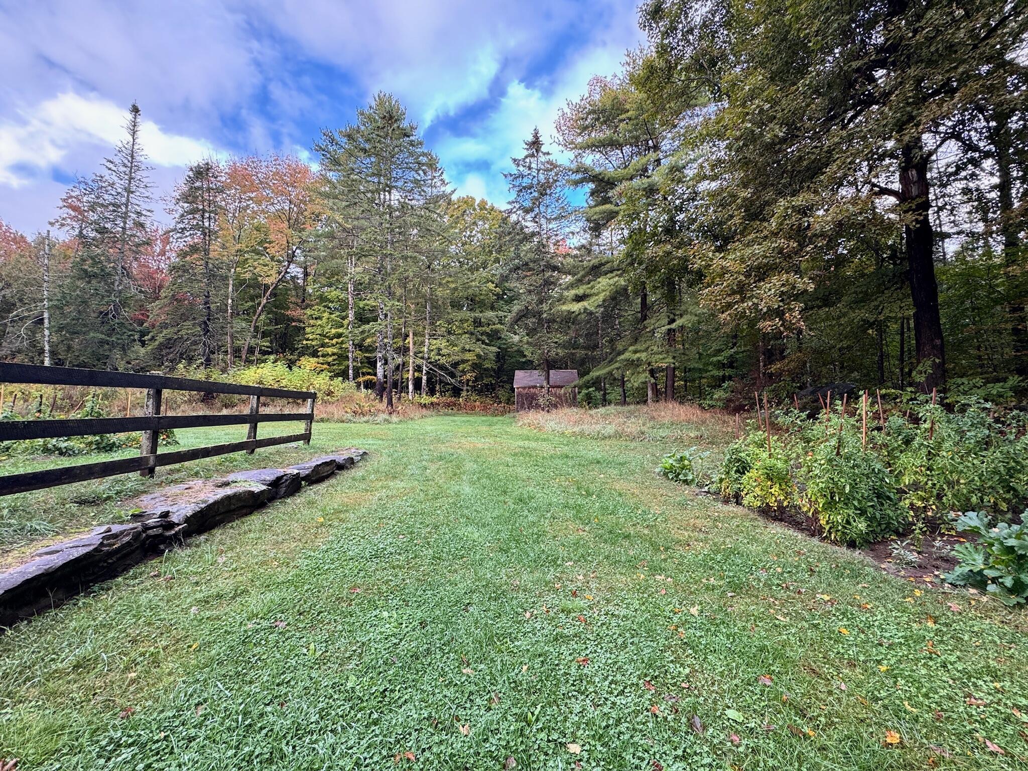 104 N Stagecoach Road