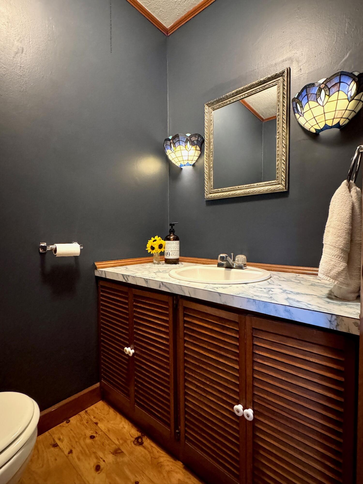 104 N Stagecoach Road