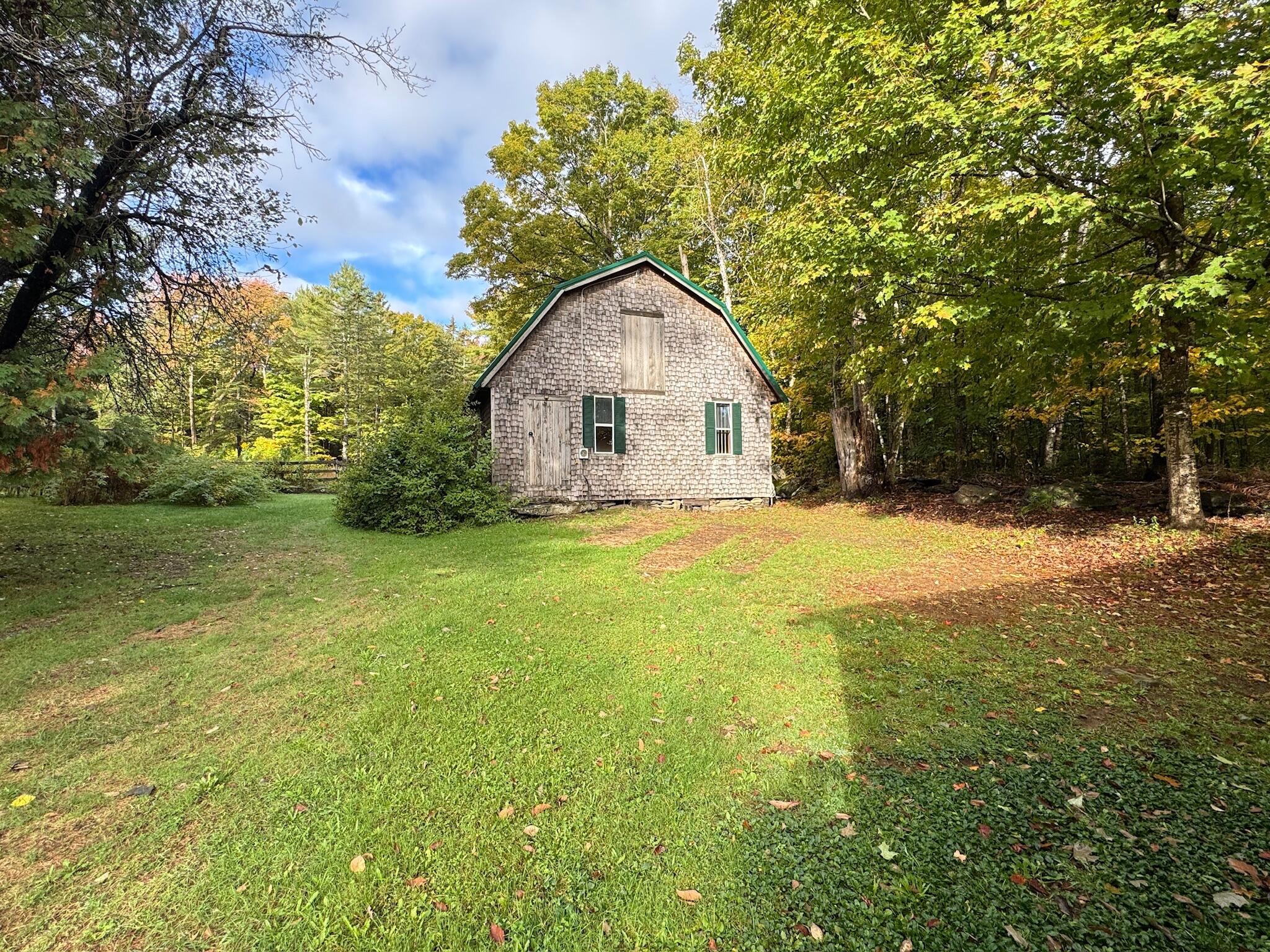 104 N Stagecoach Road