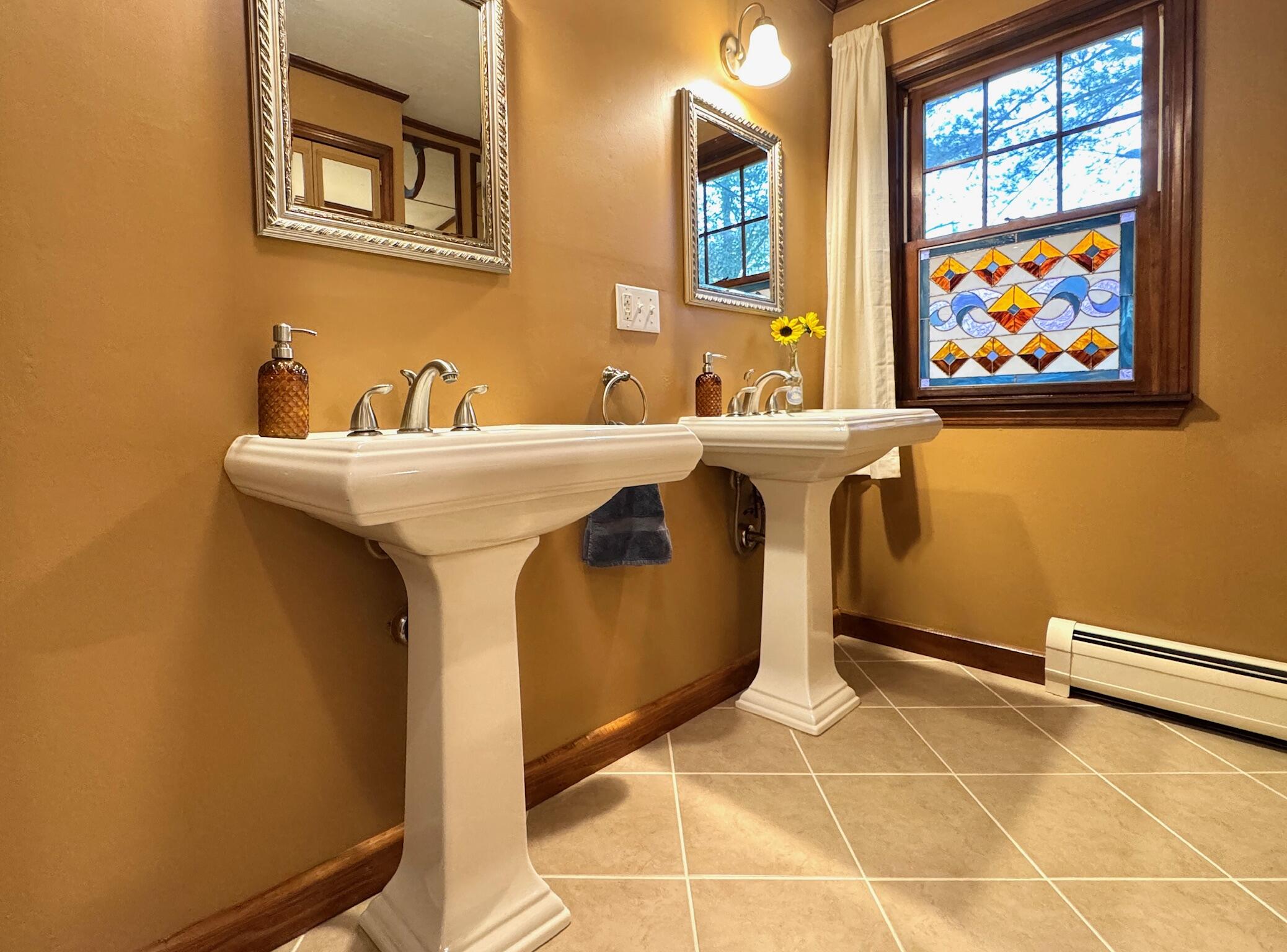 104 N Stagecoach Road