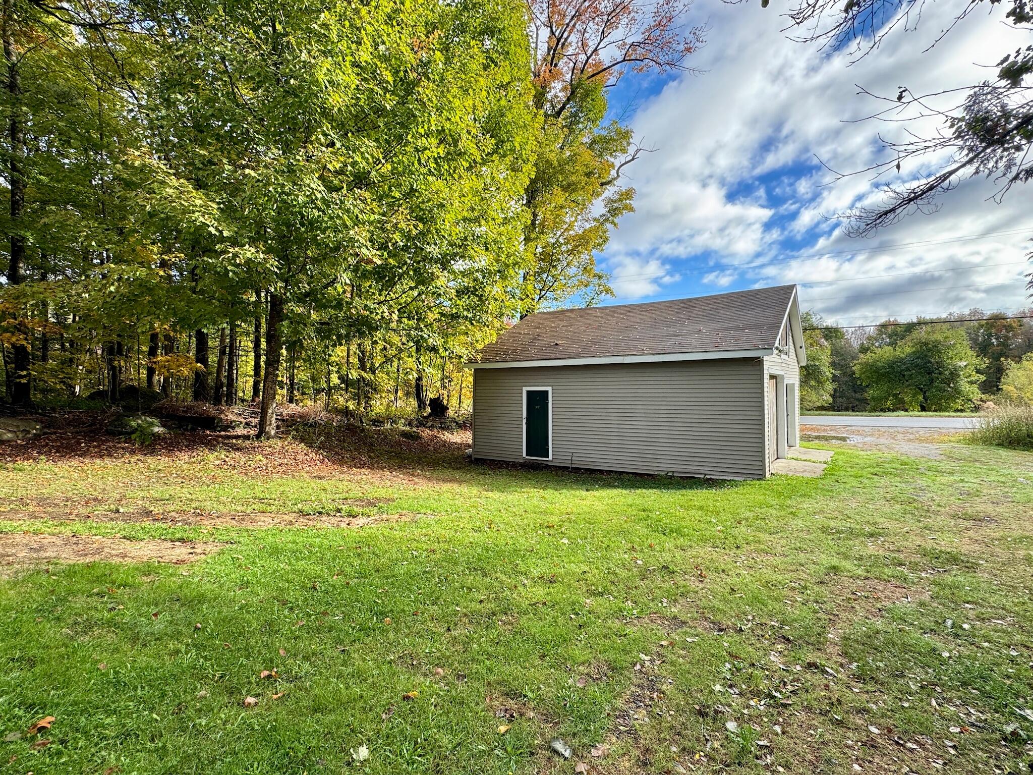 104 N Stagecoach Road