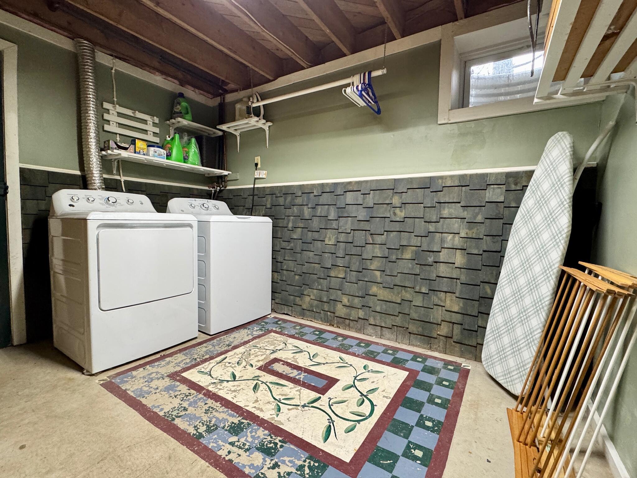 104 N Stagecoach Road