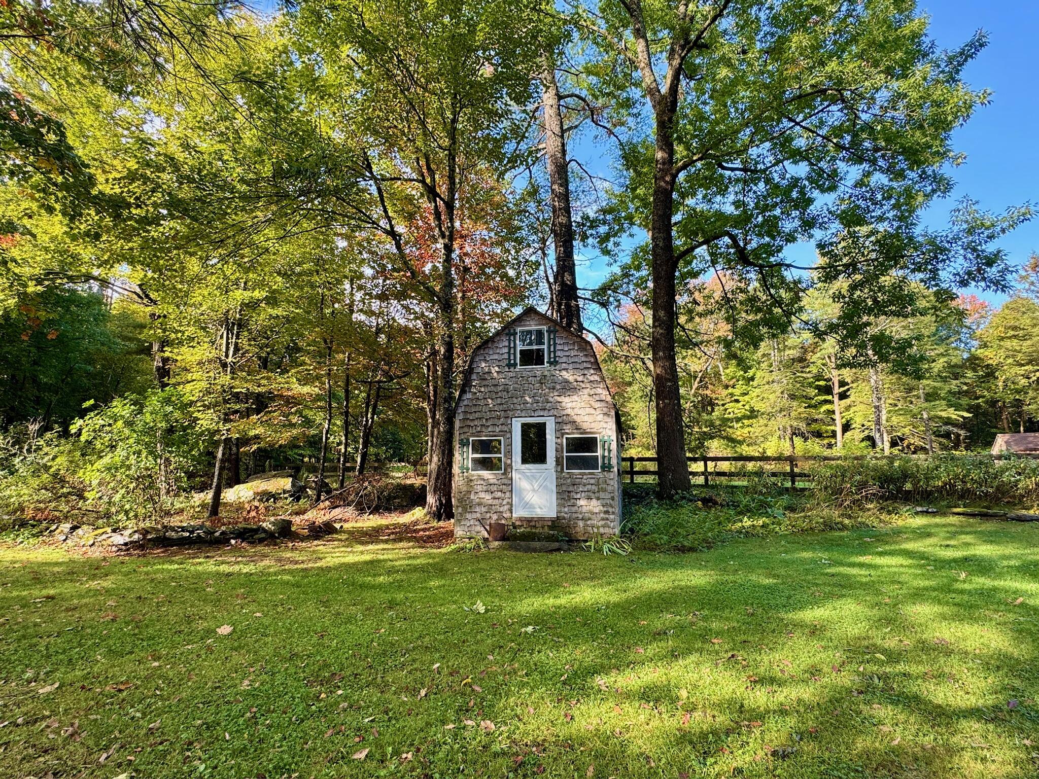 104 N Stagecoach Road