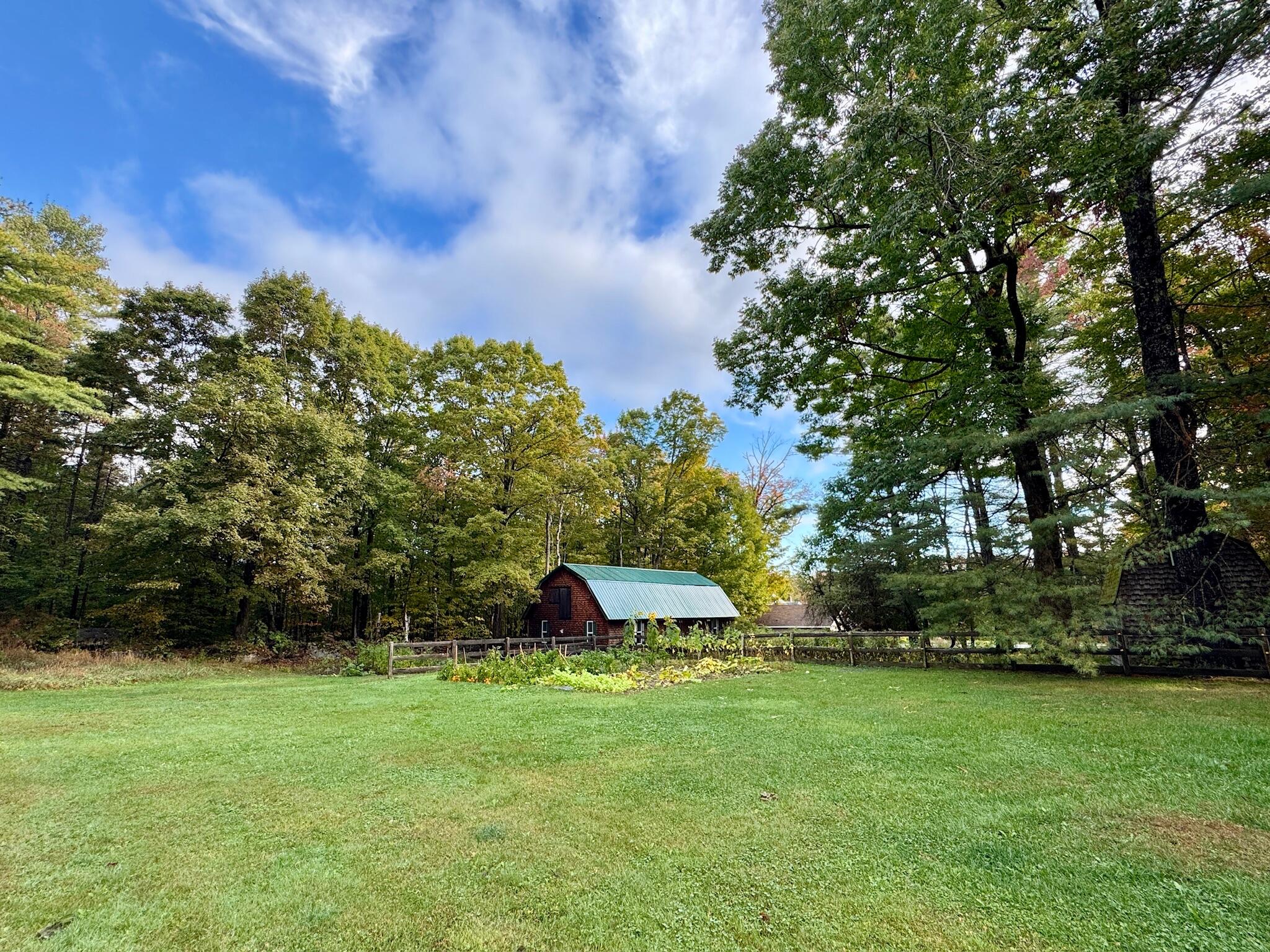 104 N Stagecoach Road