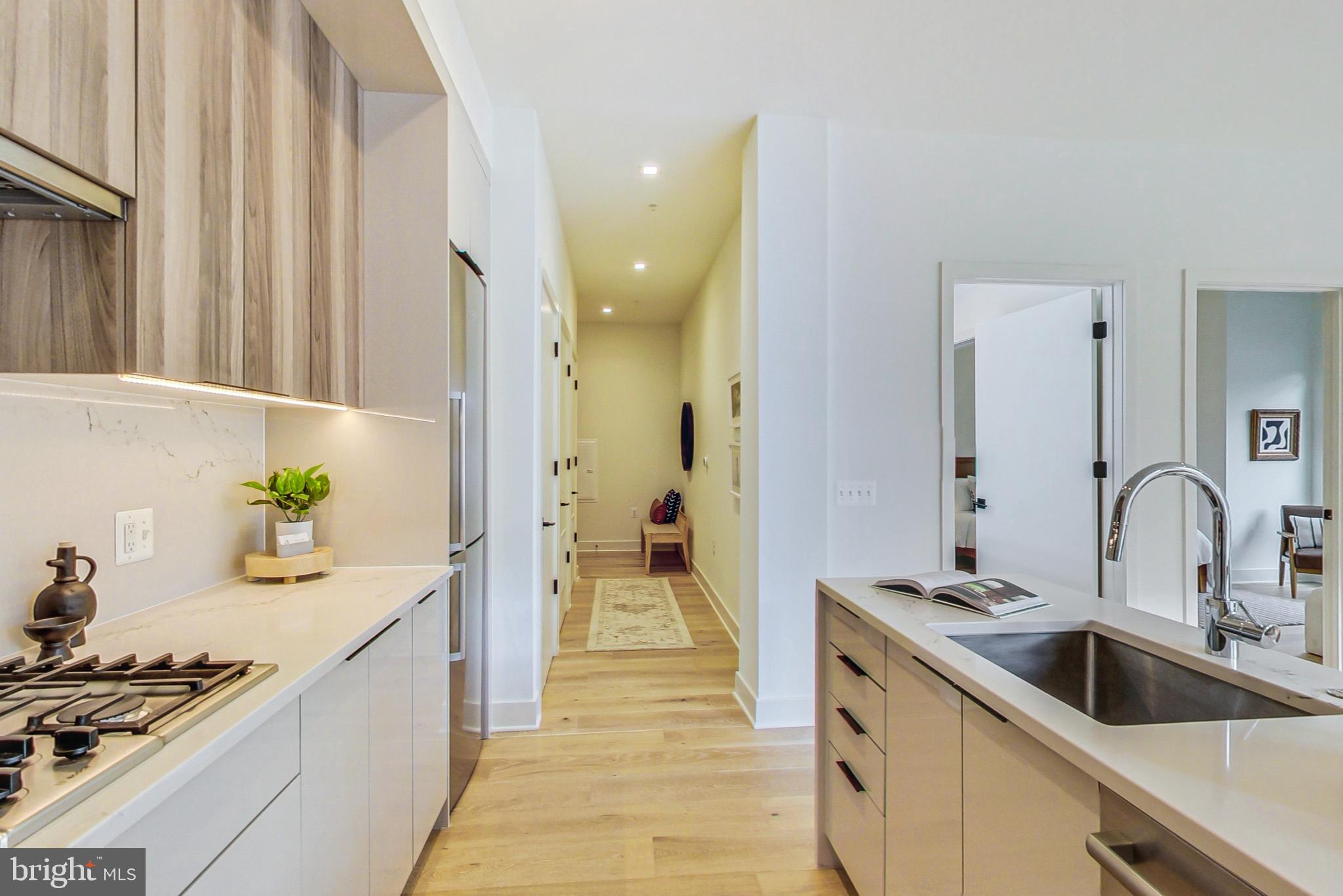 801 N St NW #101