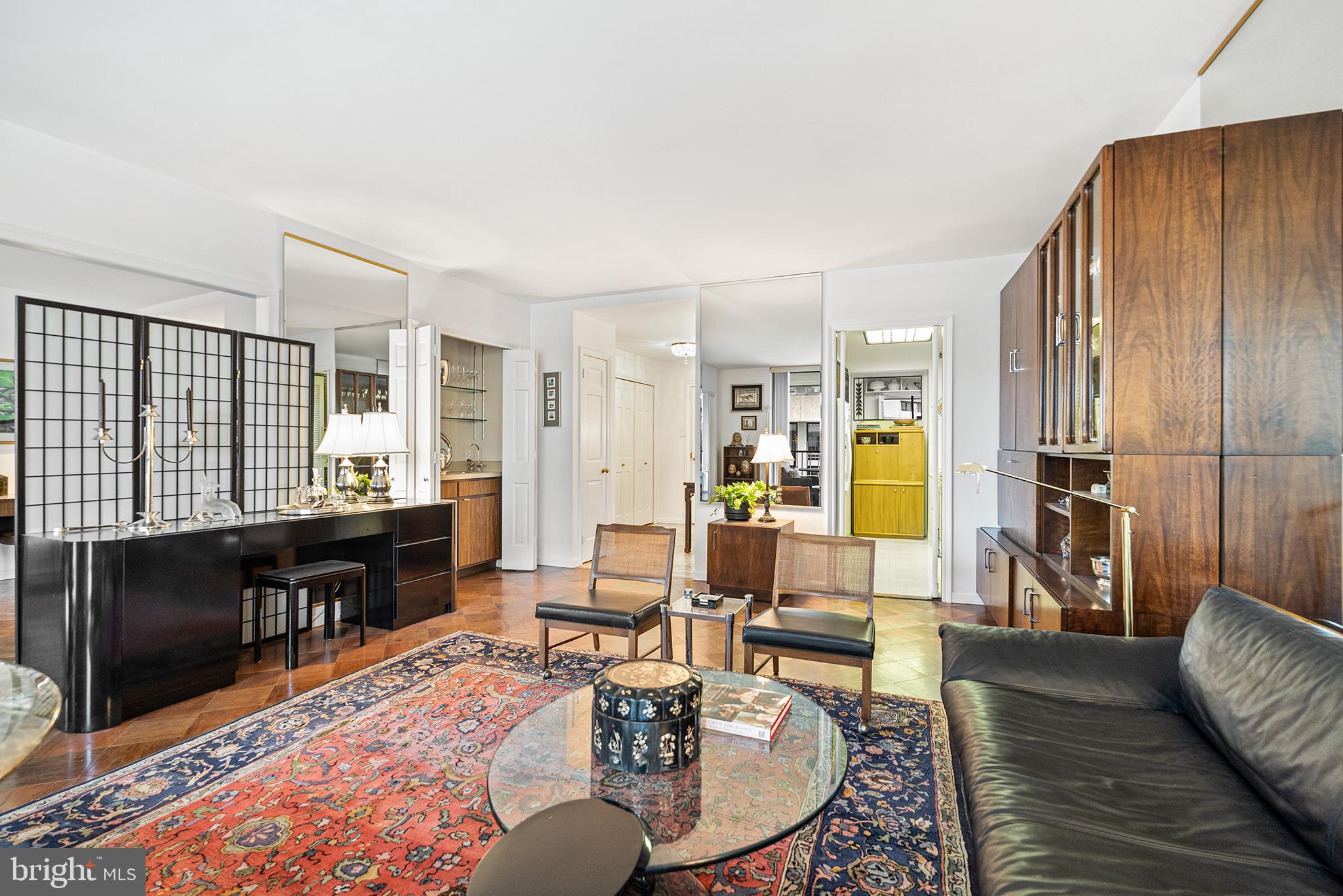 700 New Hampshire Ave NW #916
