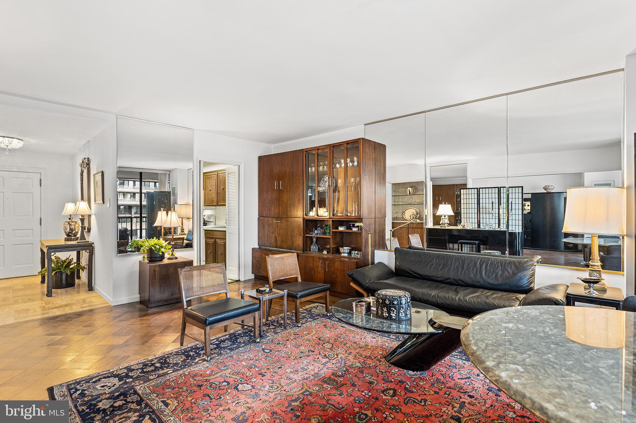 700 New Hampshire Ave NW #916