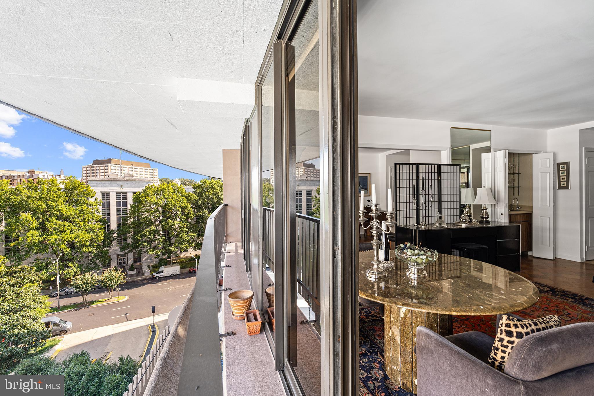 700 New Hampshire Ave NW #916