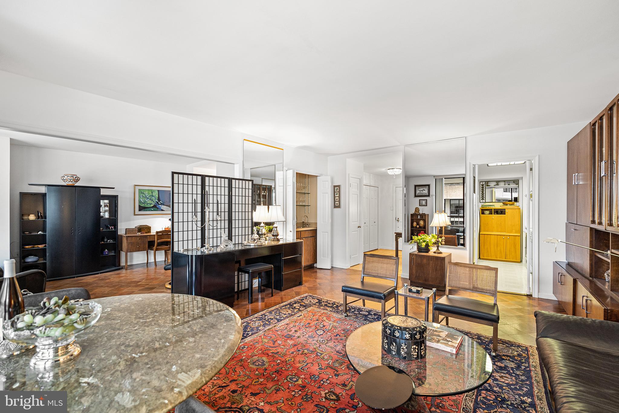 700 New Hampshire Ave NW #916