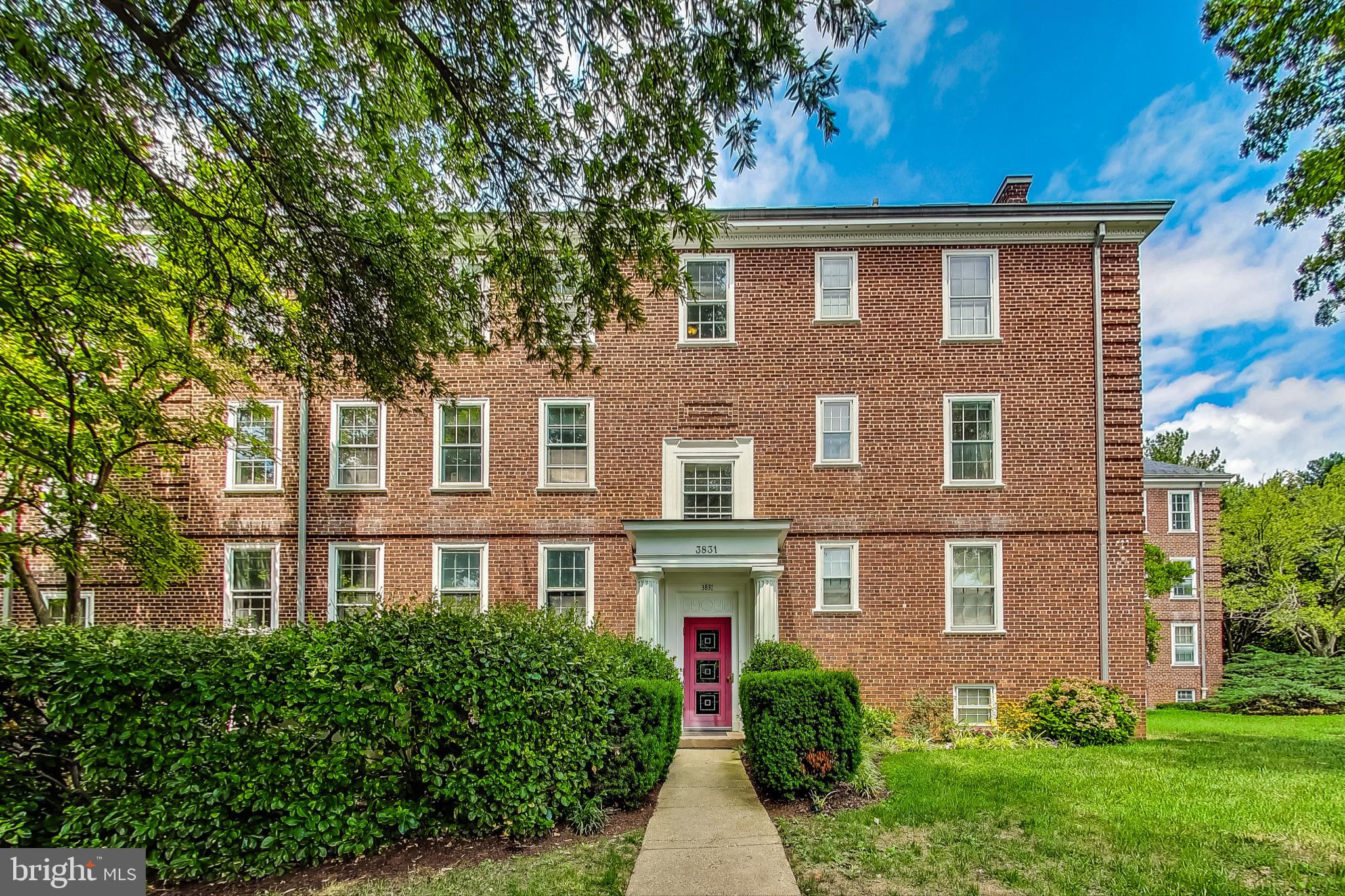 3831 Newark St NW