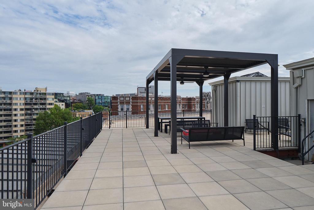 2039 New Hampshire Ave NW #708