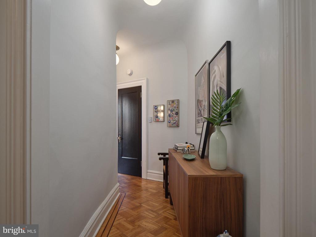 2039 New Hampshire Ave NW #708