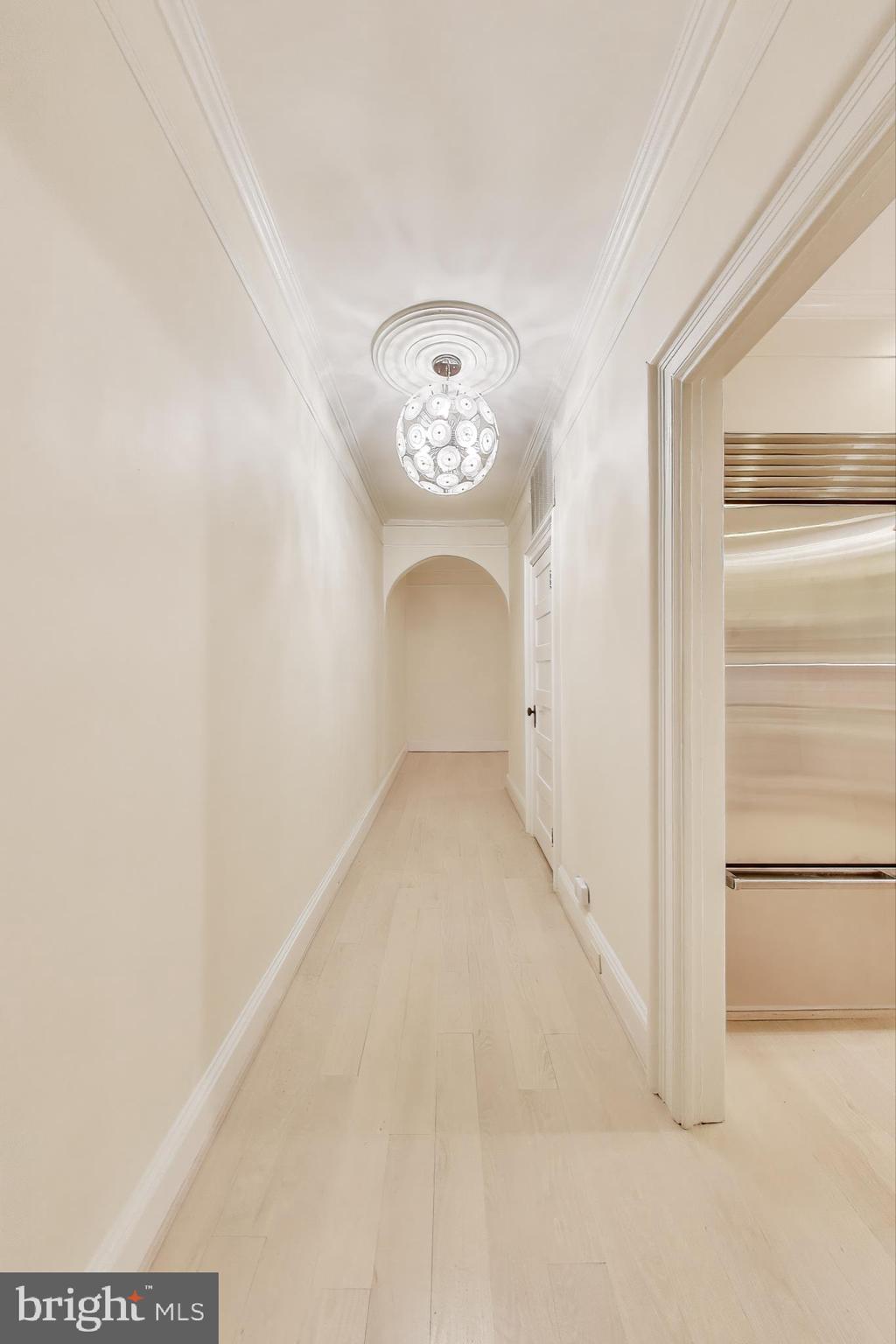 2022 COLUMBIA ROAD NW 202