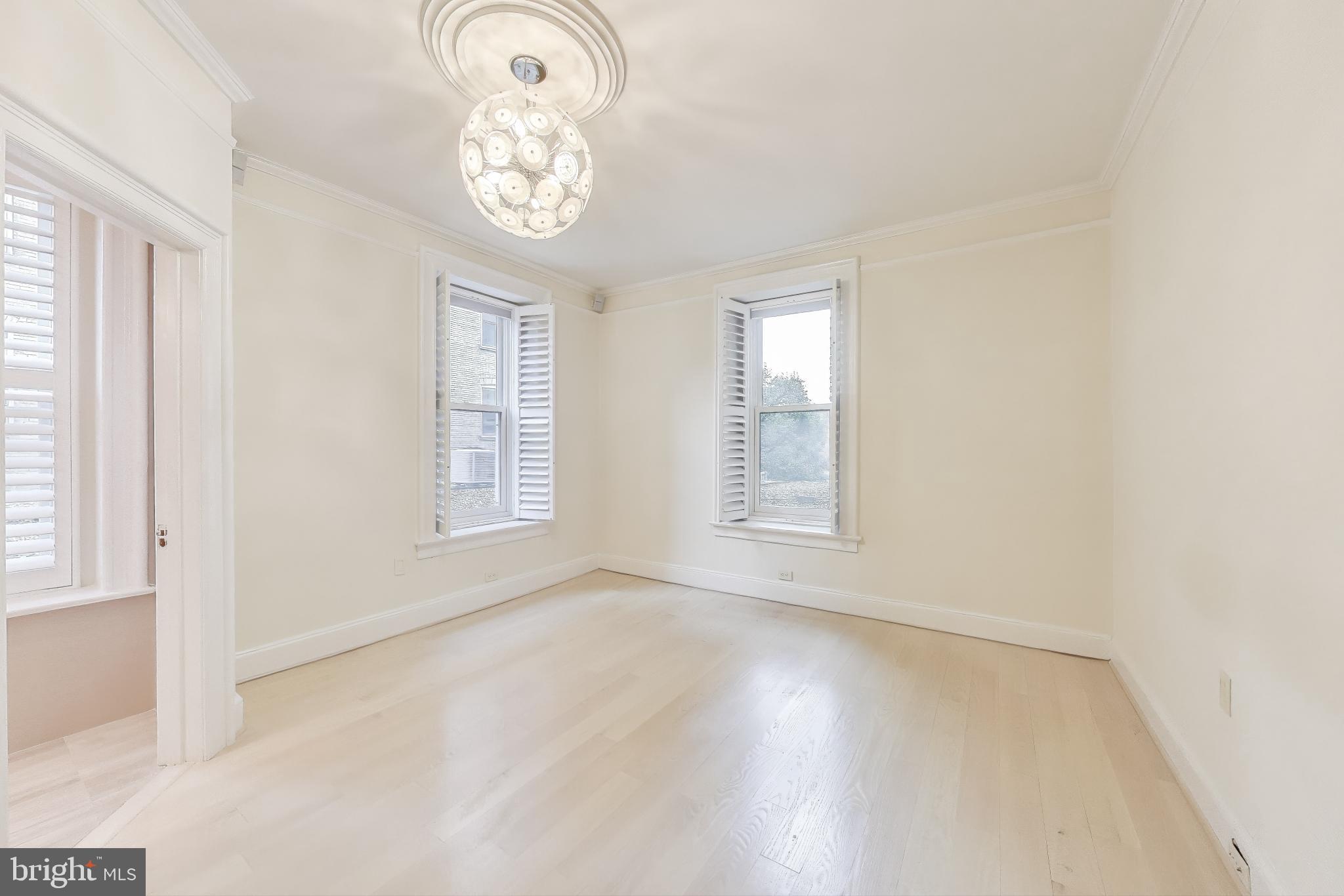 2022 COLUMBIA ROAD NW 202