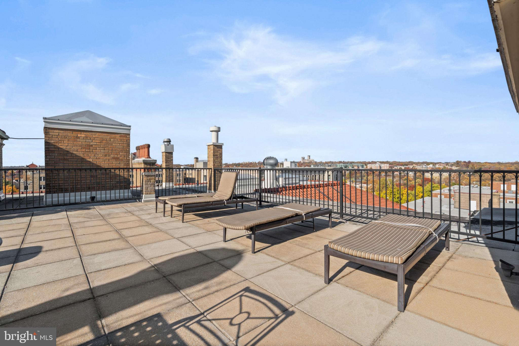 1901 WYOMING AVENUE NW 11