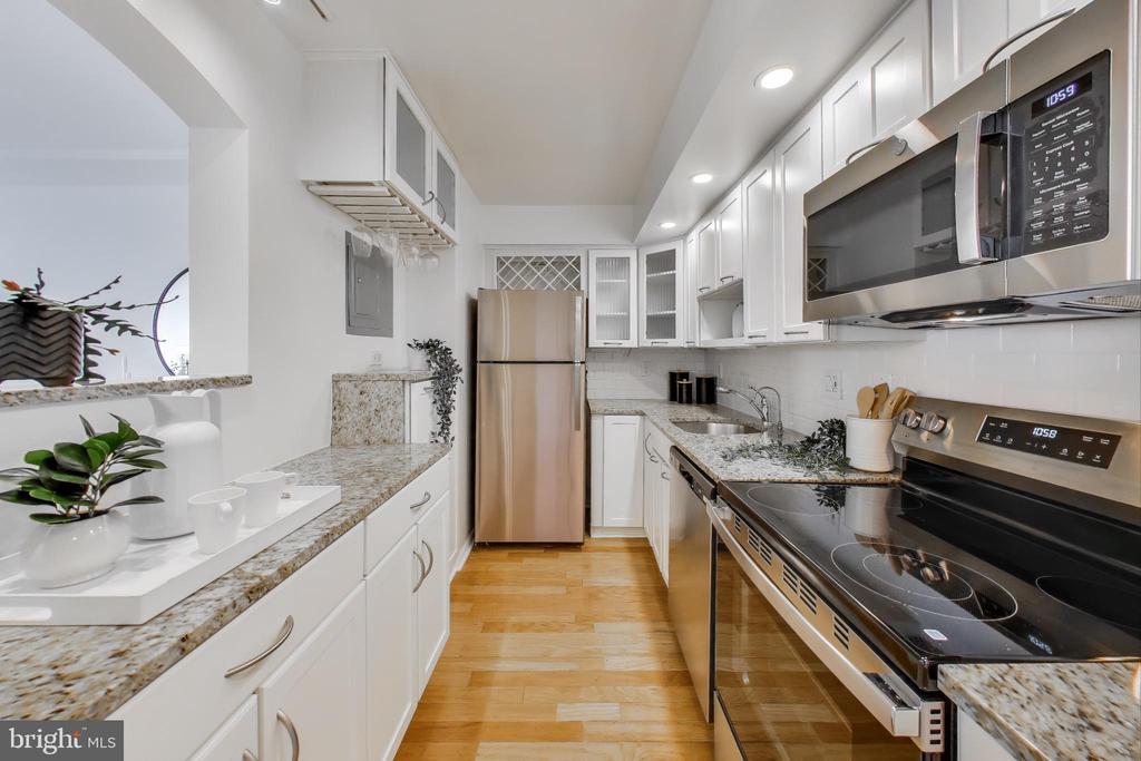 1325 18TH STREET NW 1009