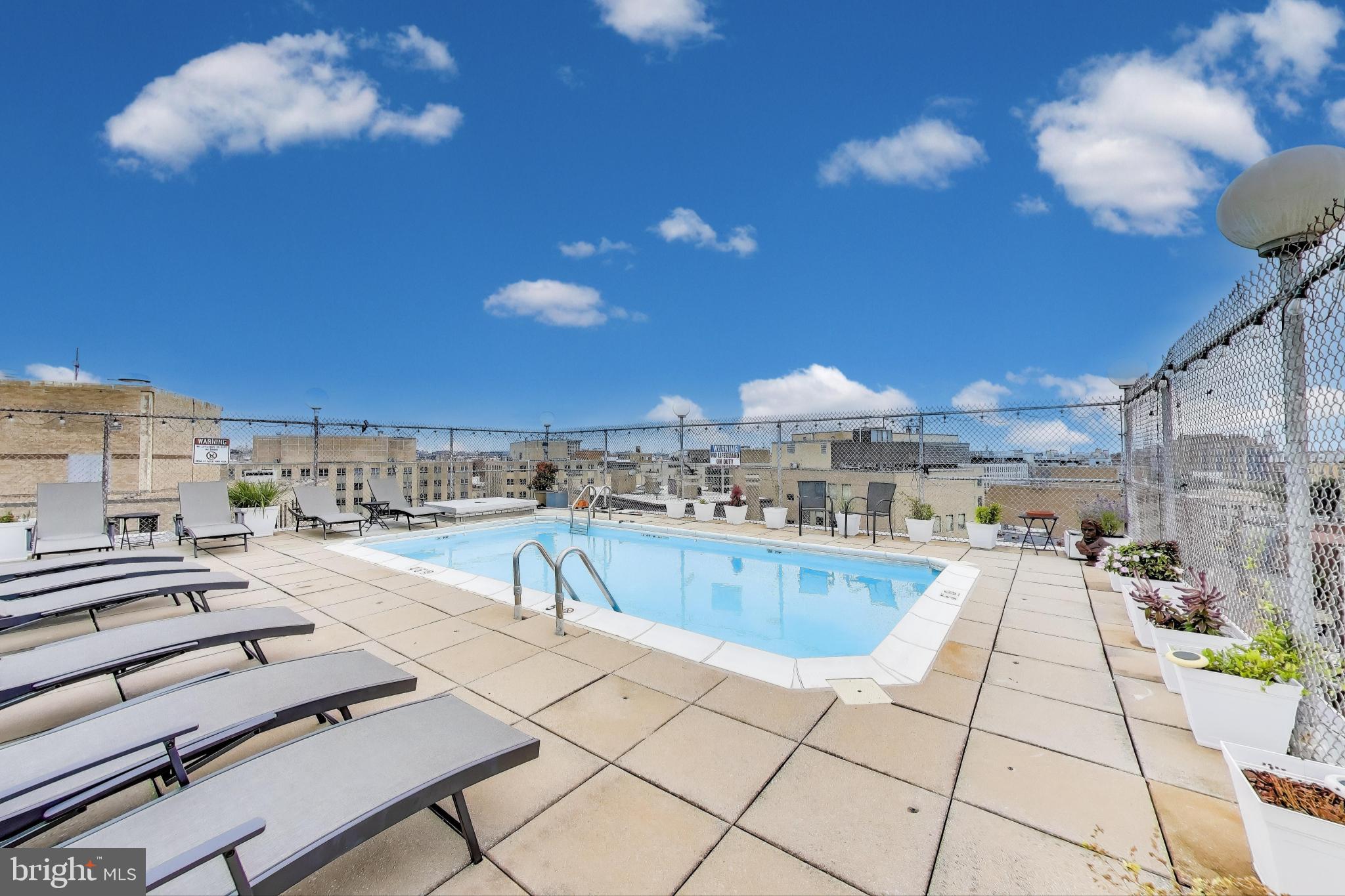 1325 18TH STREET NW 1009