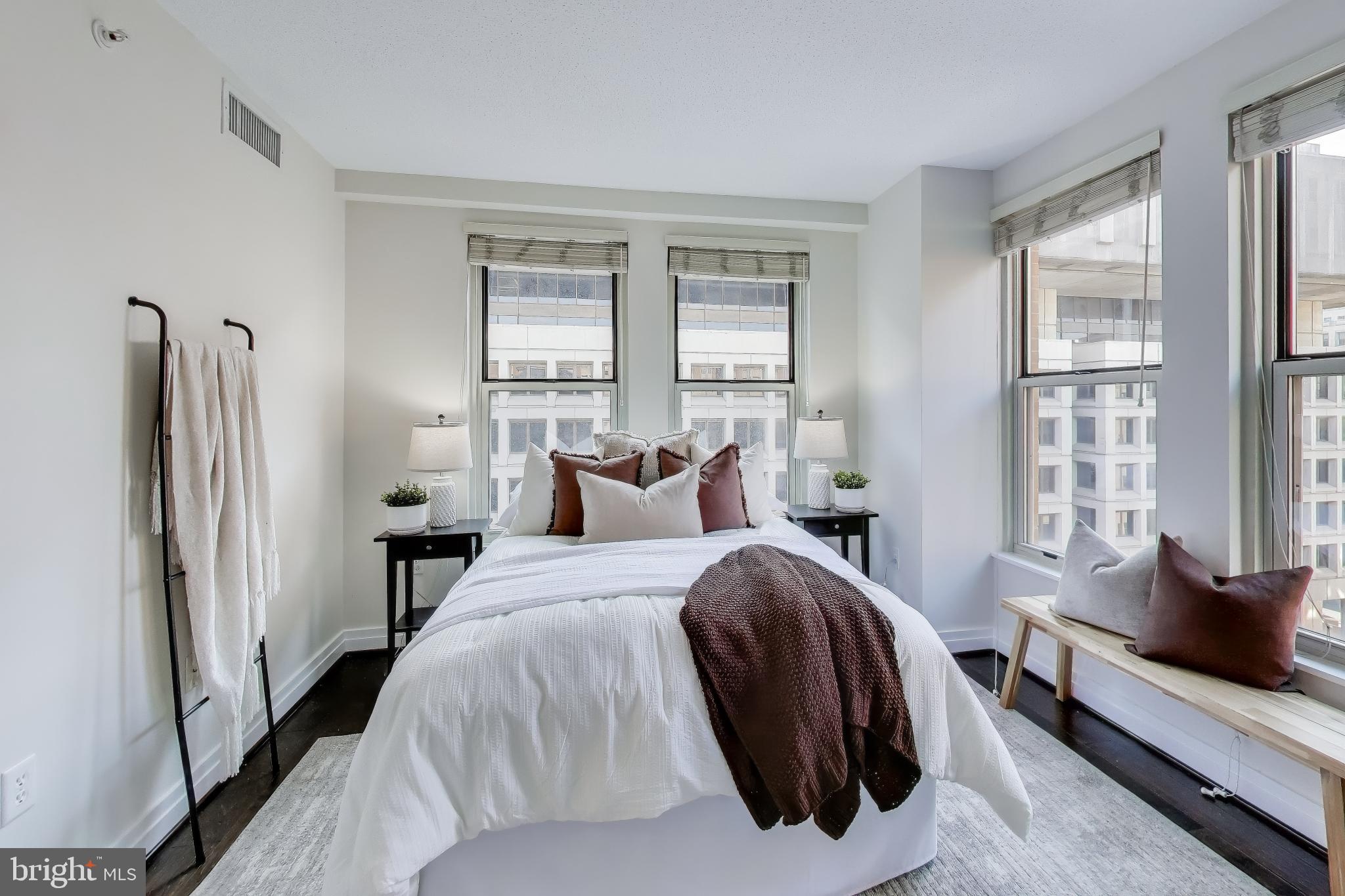 915 E STREET NW 1013