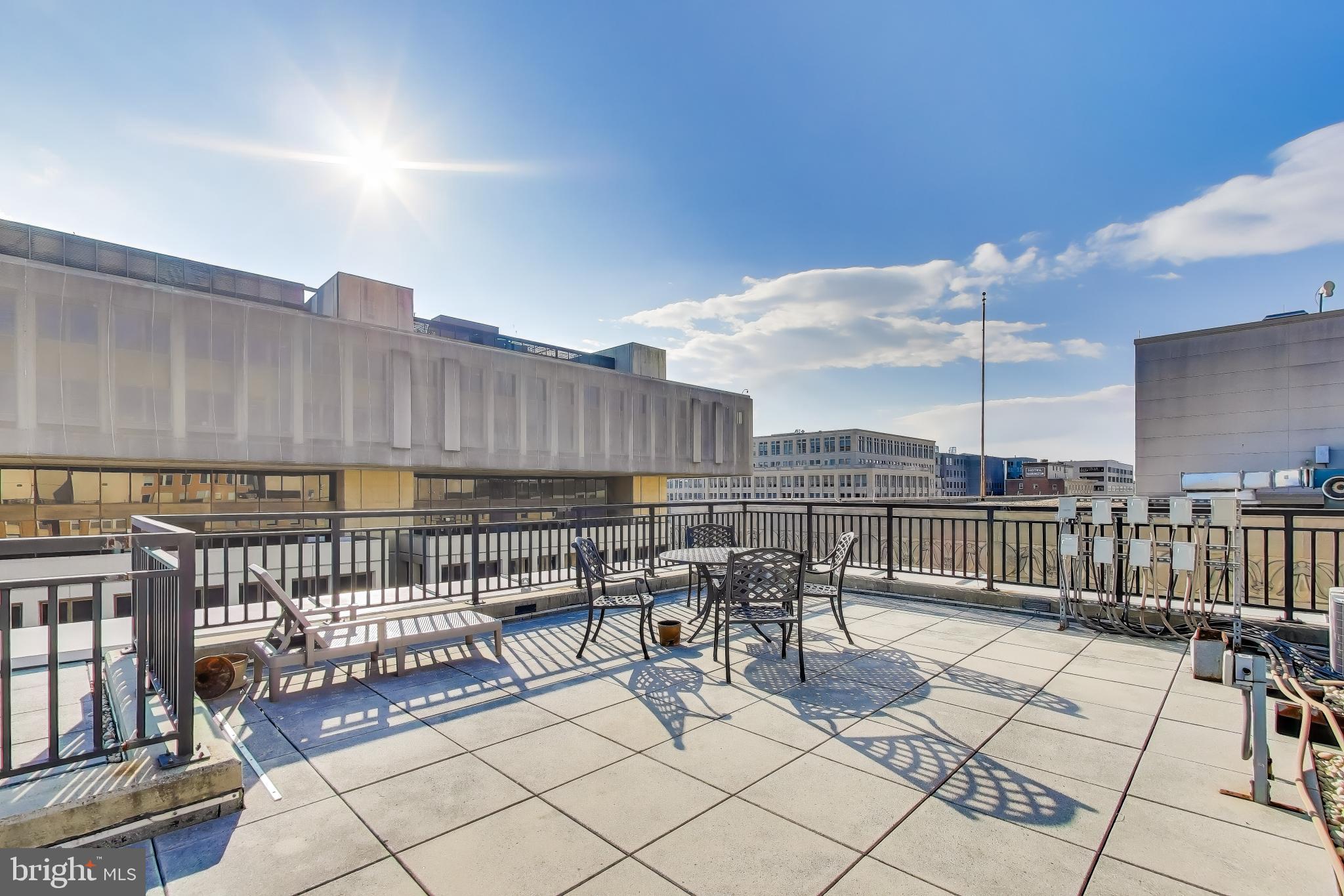 915 E STREET NW 1013