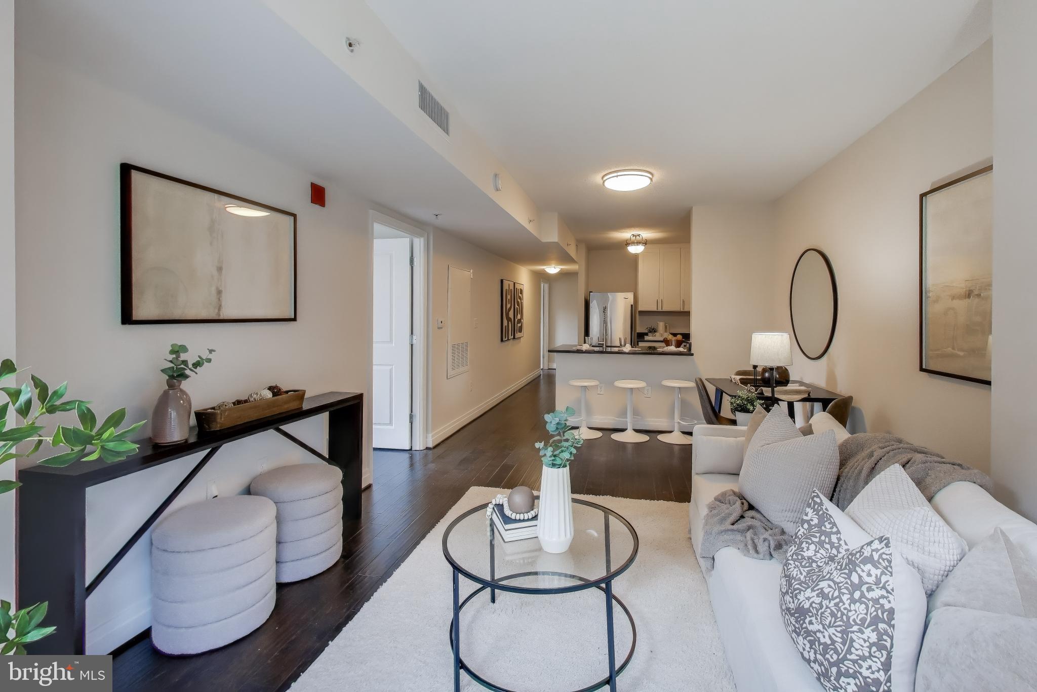 915 E STREET NW 1013