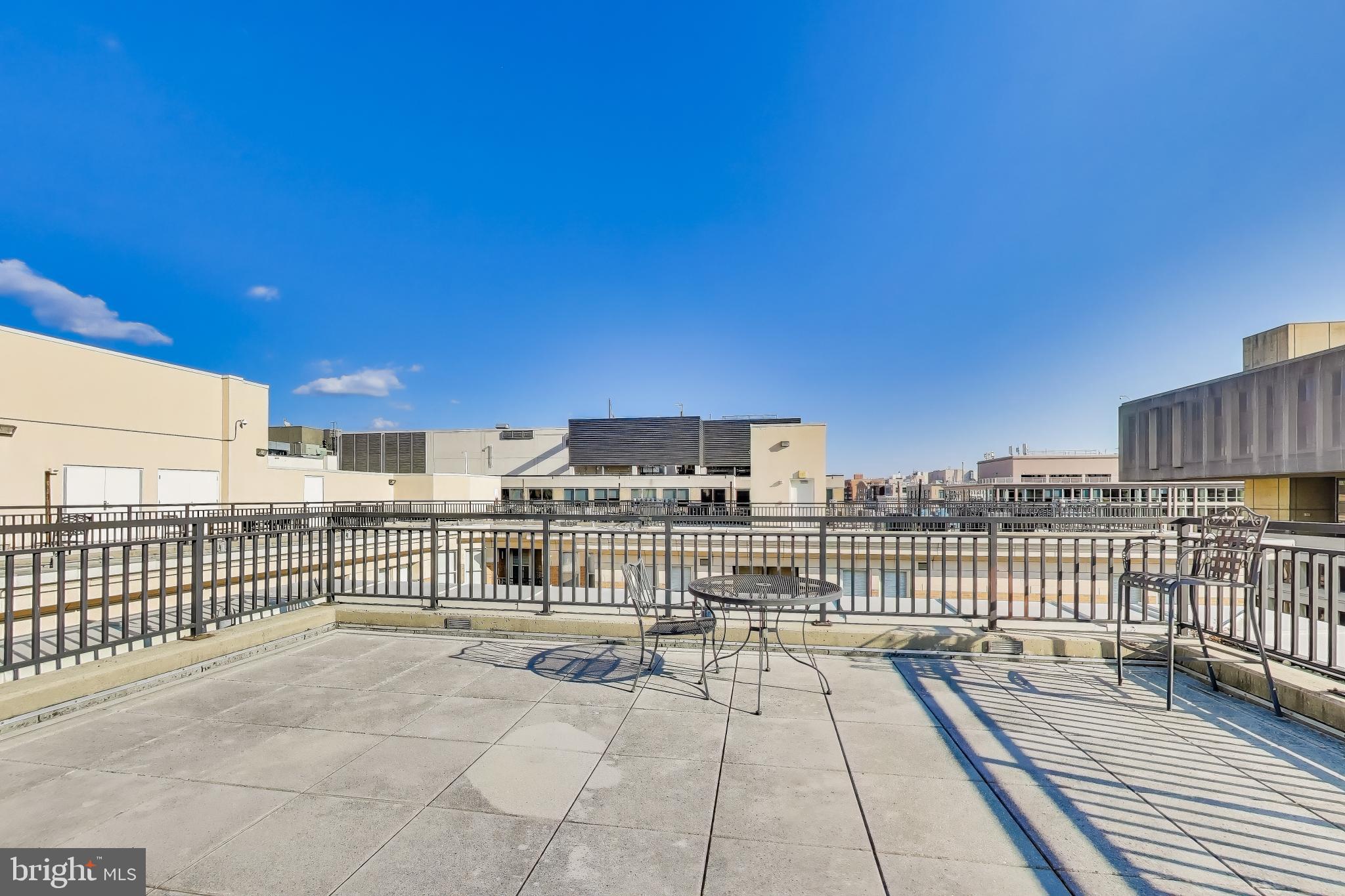 915 E STREET NW 1013