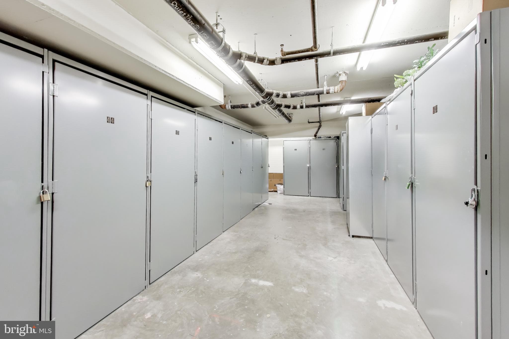 915 E STREET NW 1013