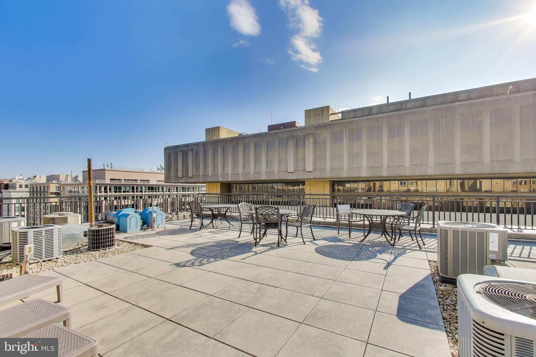 915 E STREET NW 1013