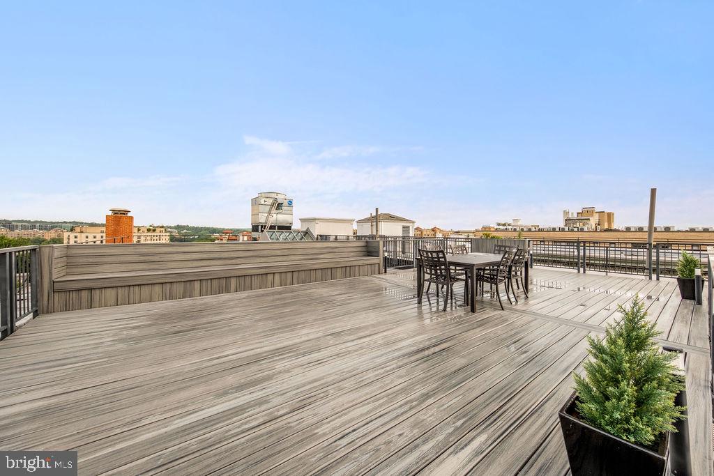 2123 CALIFORNIA STREET NW Unit: F1