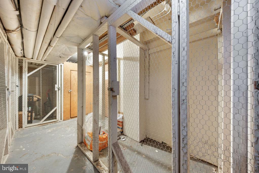 2123 CALIFORNIA STREET NW Unit: F1