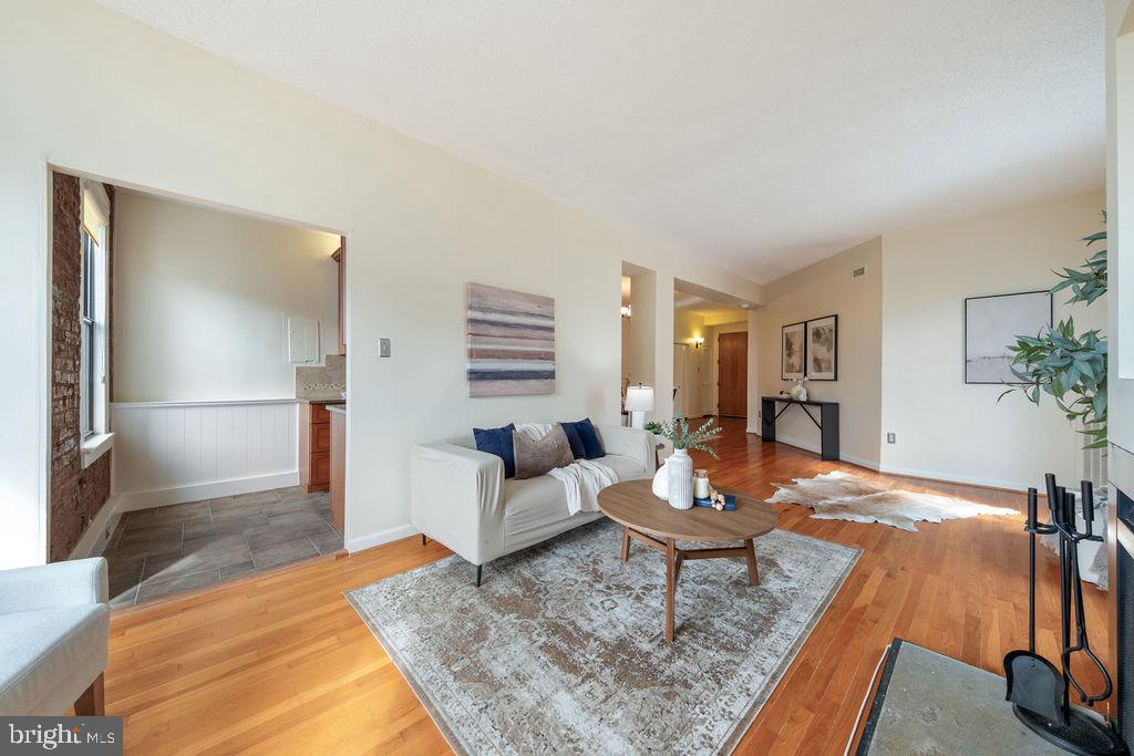 2123 CALIFORNIA STREET NW Unit: F1