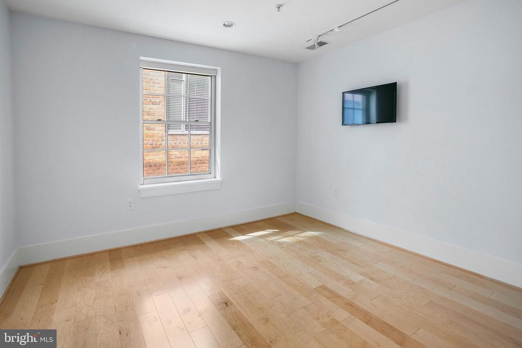 2818 CONNECTICUT AVENUE NW Unit: 14