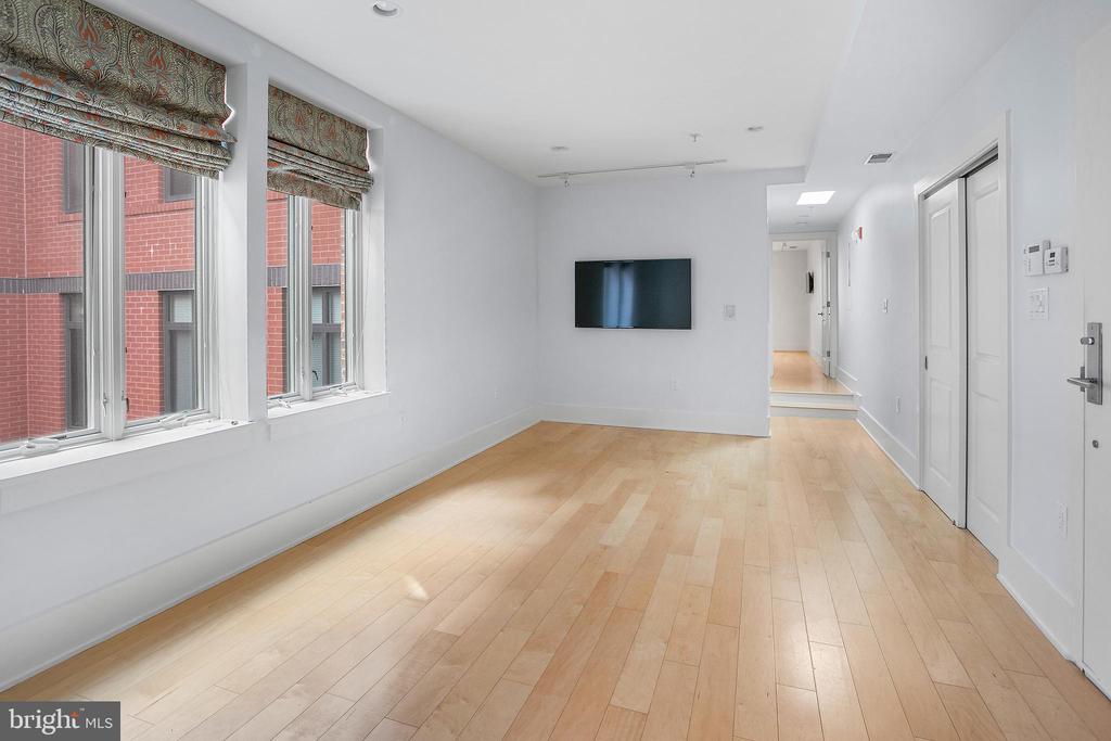 2818 CONNECTICUT AVENUE NW Unit: 14