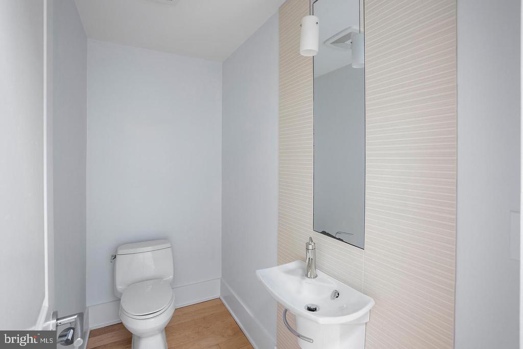 2818 CONNECTICUT AVENUE NW Unit: 14