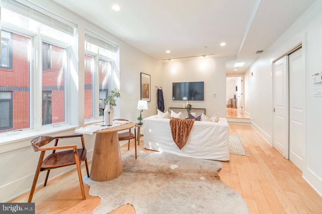 2818 CONNECTICUT AVENUE NW Unit: 14