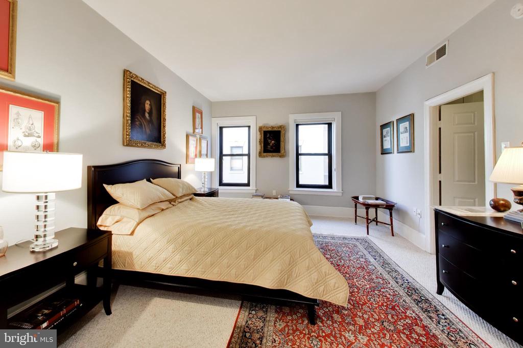 2153 CALIFORNIA STREET NW Unit: 502