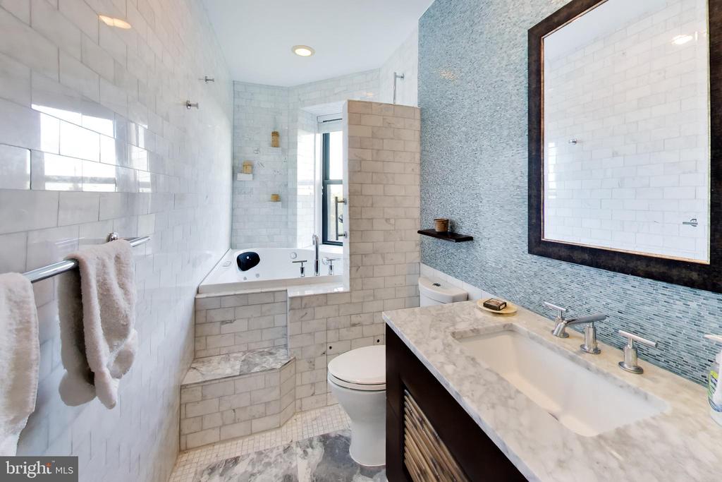 2153 CALIFORNIA STREET NW Unit: 502