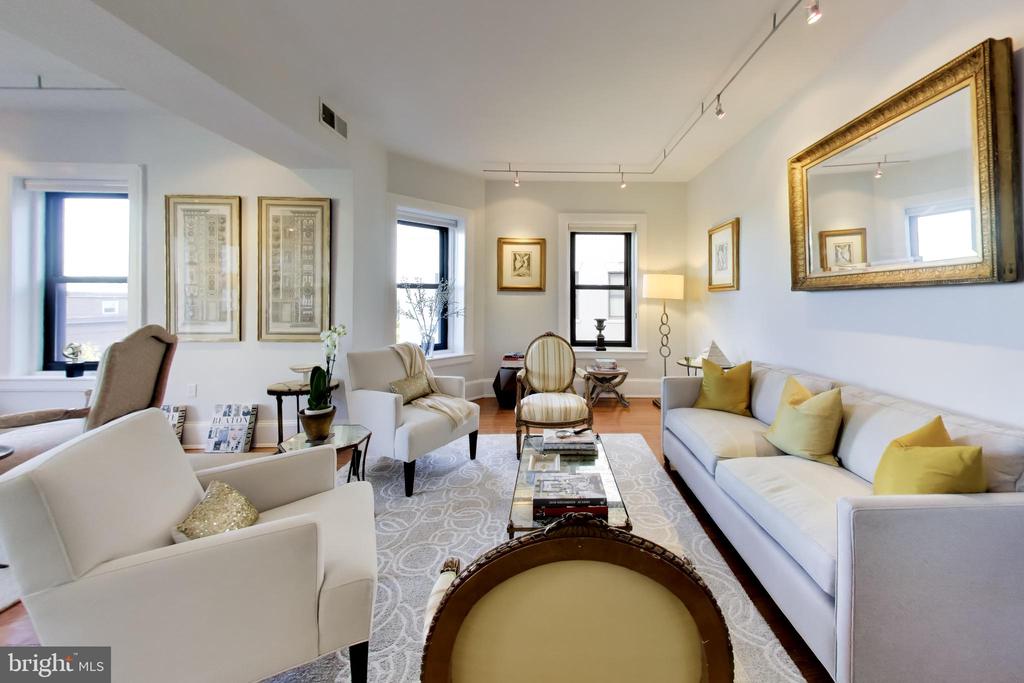 2153 CALIFORNIA STREET NW Unit: 502