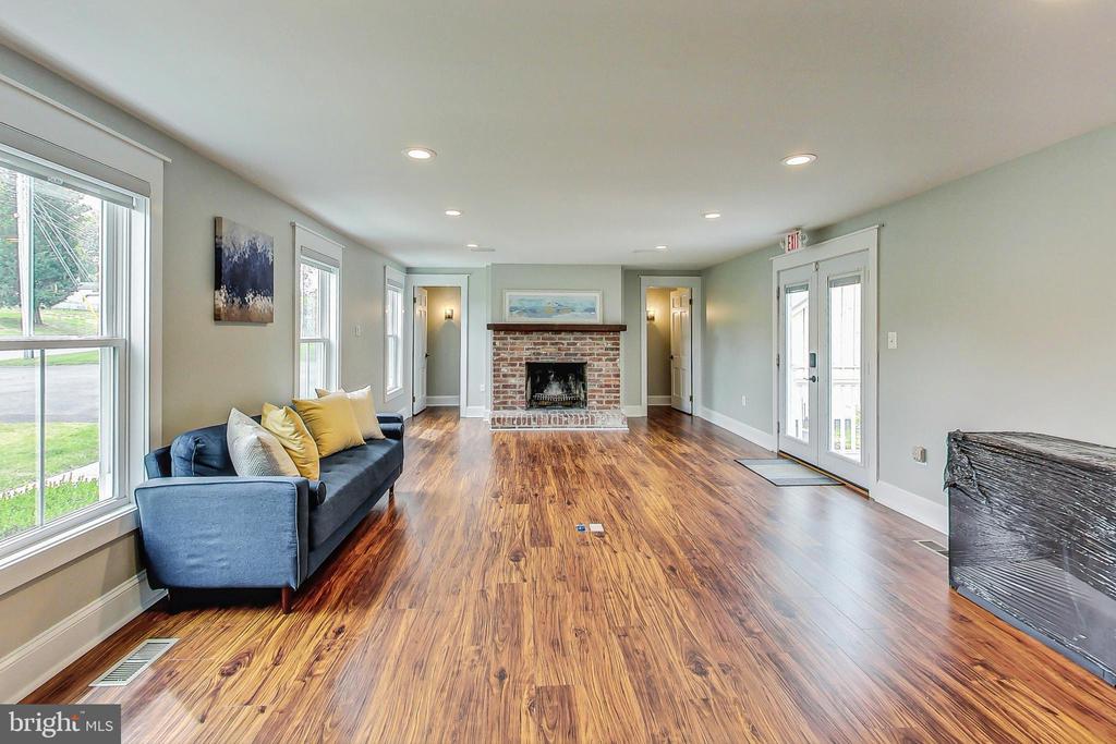 4250 Hunting Creek Rd