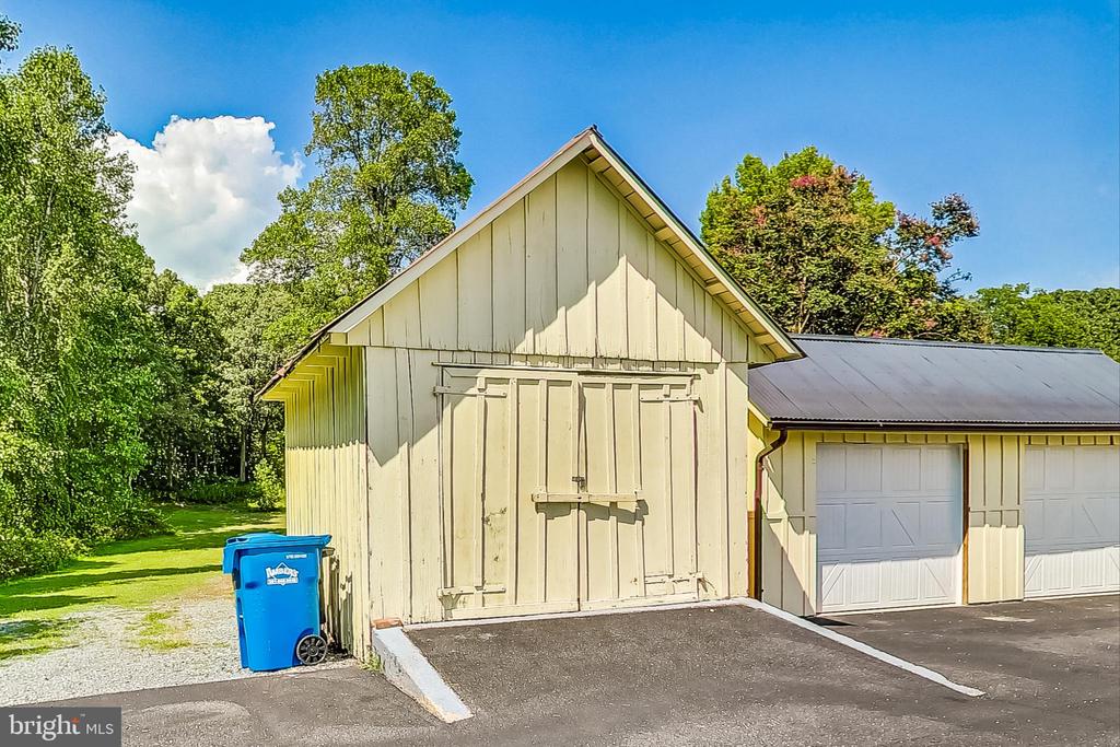 4250 Hunting Creek Rd
