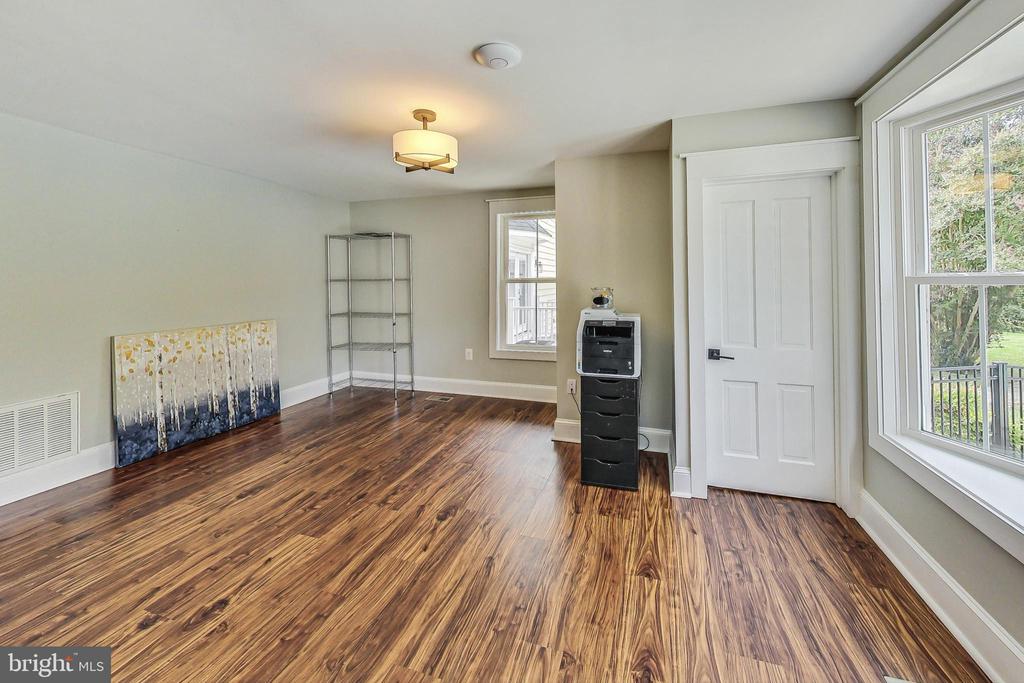 4250 Hunting Creek Rd
