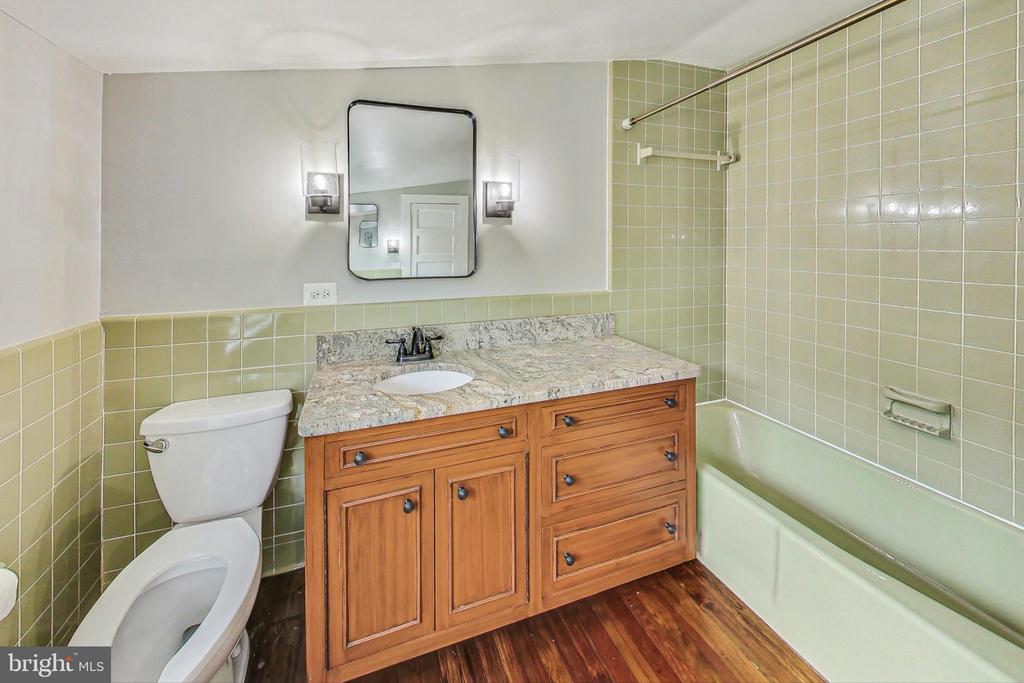 4250 Hunting Creek Rd