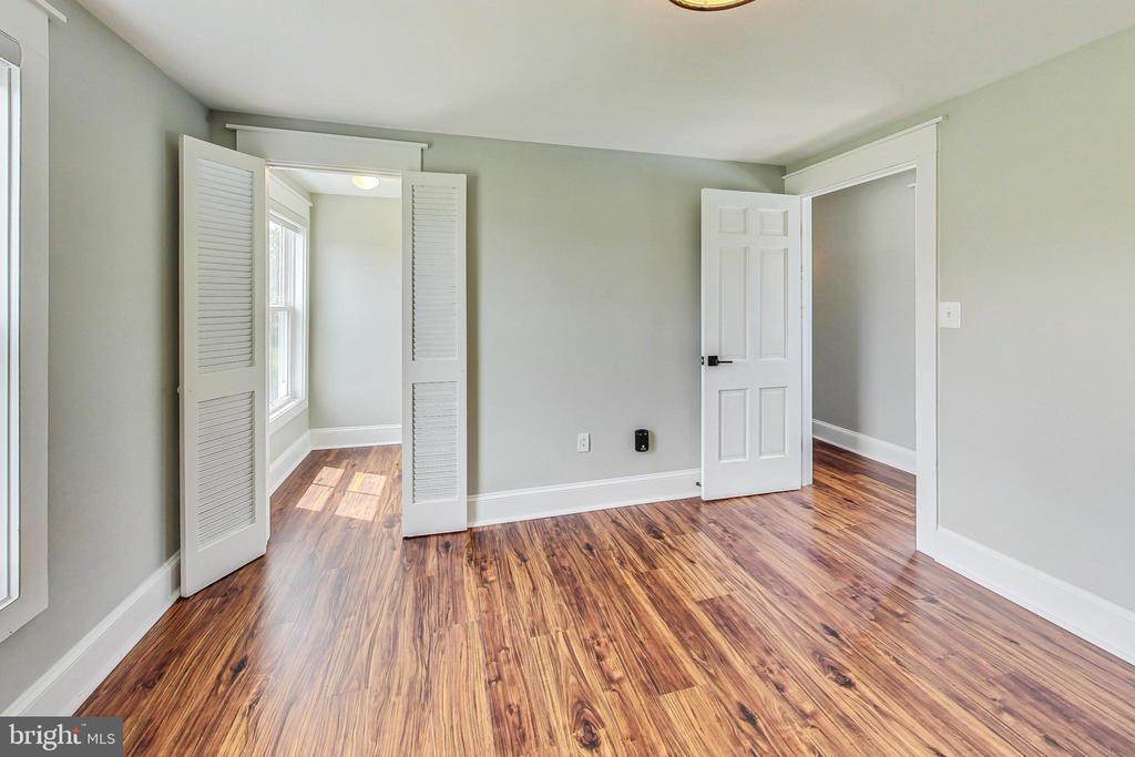 4250 Hunting Creek Rd
