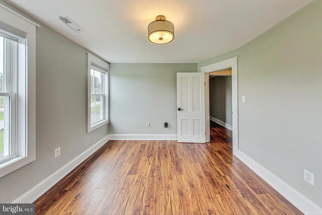4250 Hunting Creek Rd